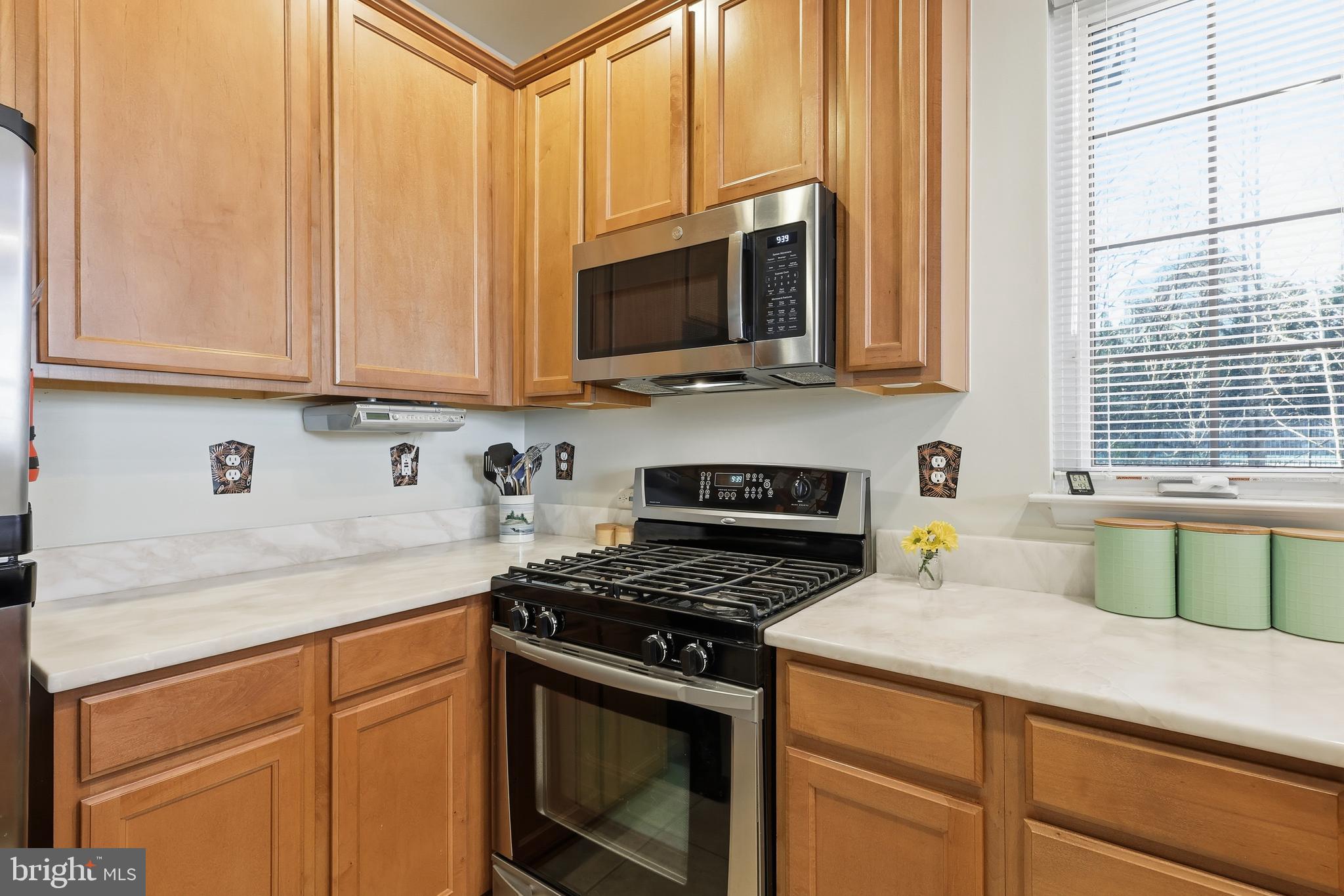 THE TOWNES CONDOMINIUM - Residential