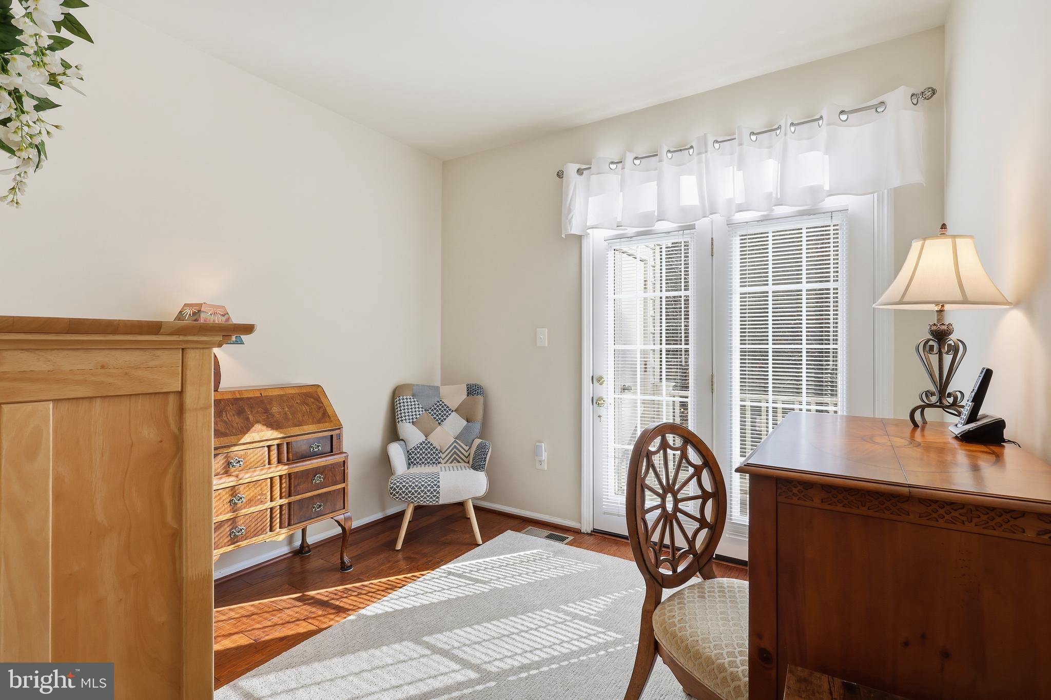 THE TOWNES CONDOMINIUM - Residential