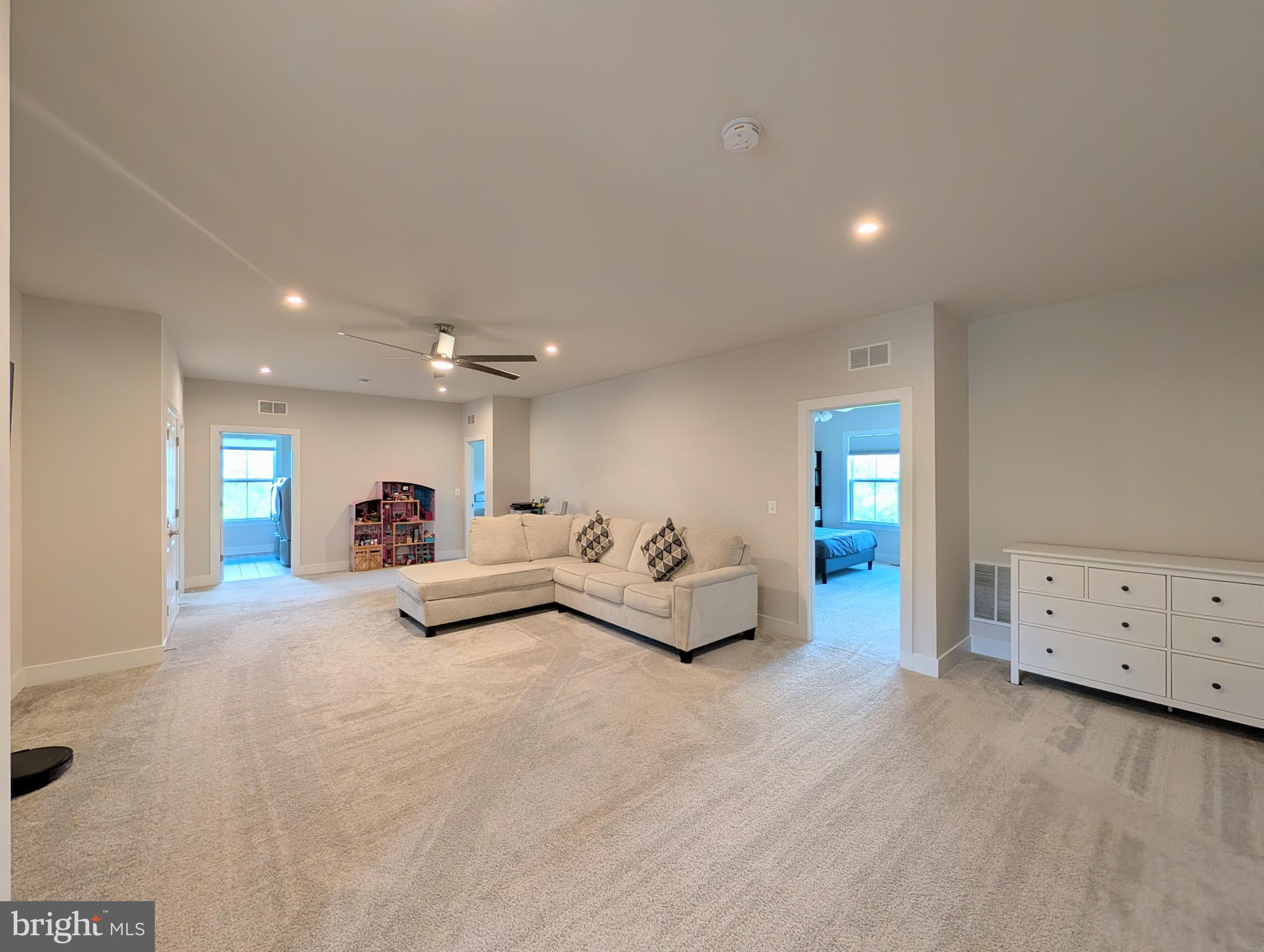 THE RESERVE AT HOLLY SPRINGS - Residential