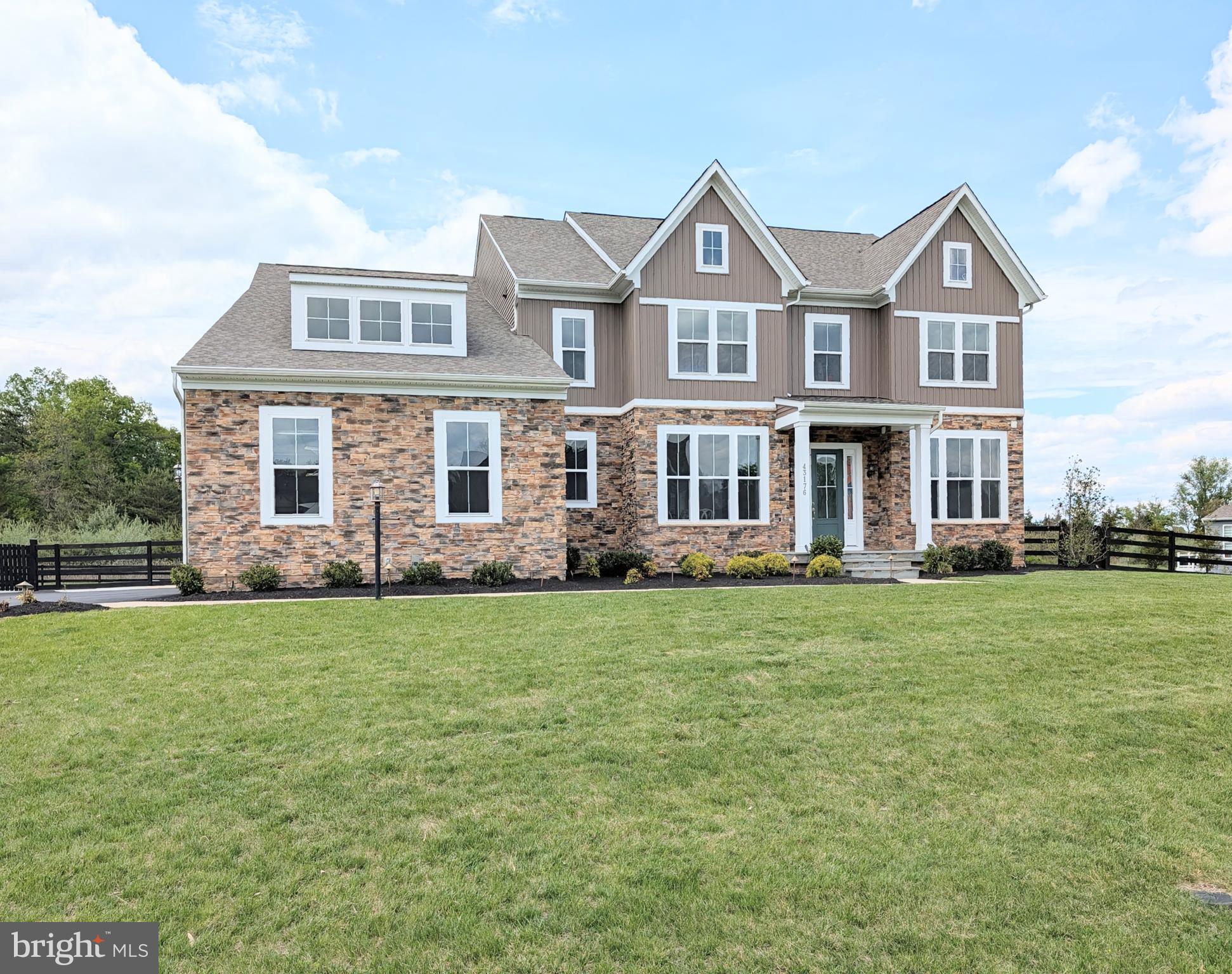 THE RESERVE AT HOLLY SPRINGS - Residential