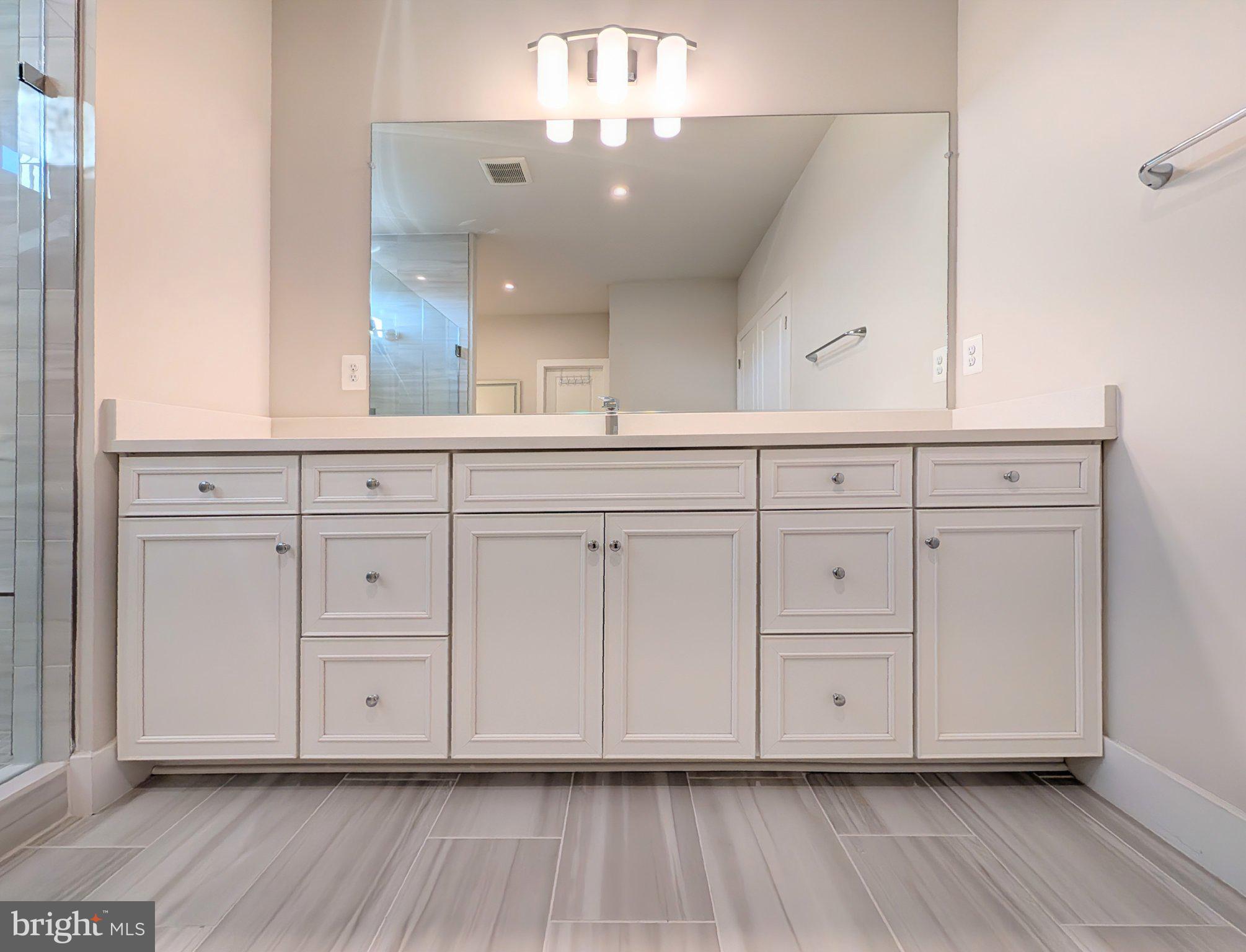 THE RESERVE AT HOLLY SPRINGS - Residential