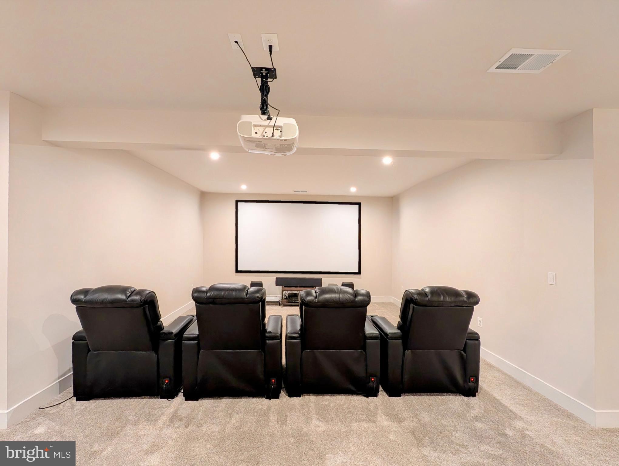 THE RESERVE AT HOLLY SPRINGS - Residential