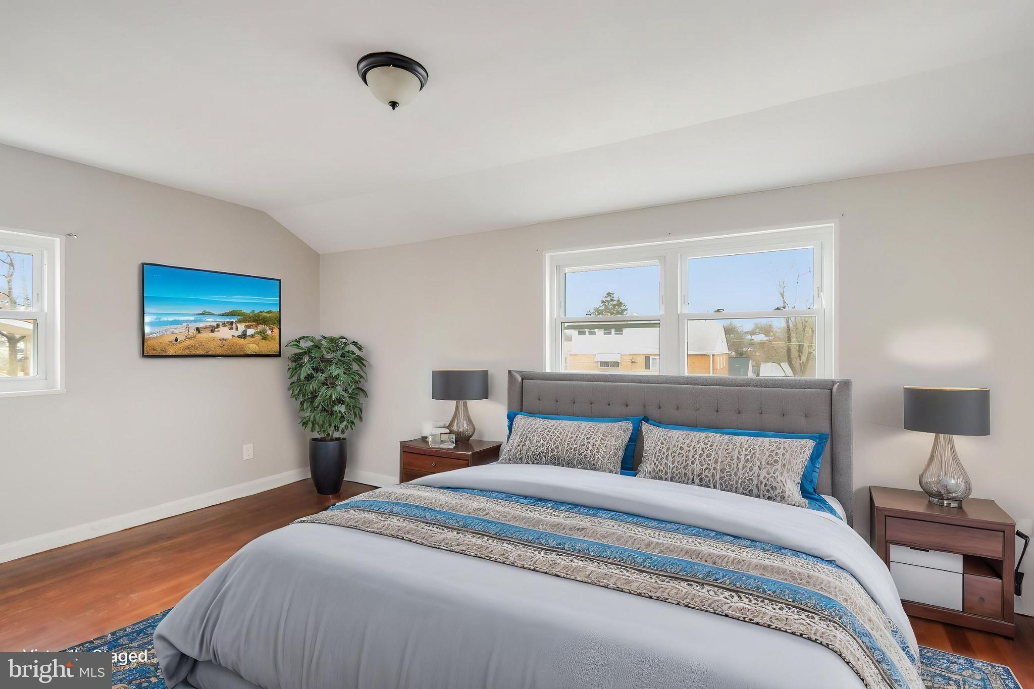 TEMPLETON KNOLLS - Residential