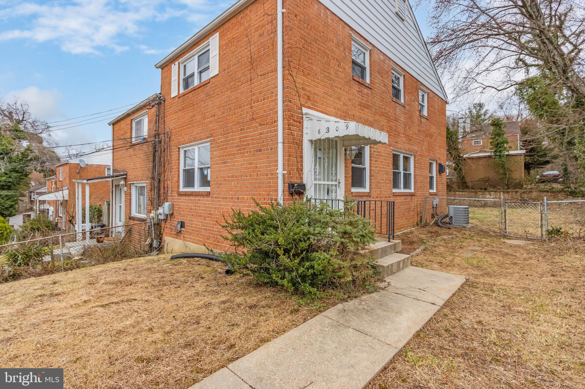 TEMPLETON KNOLLS - Residential