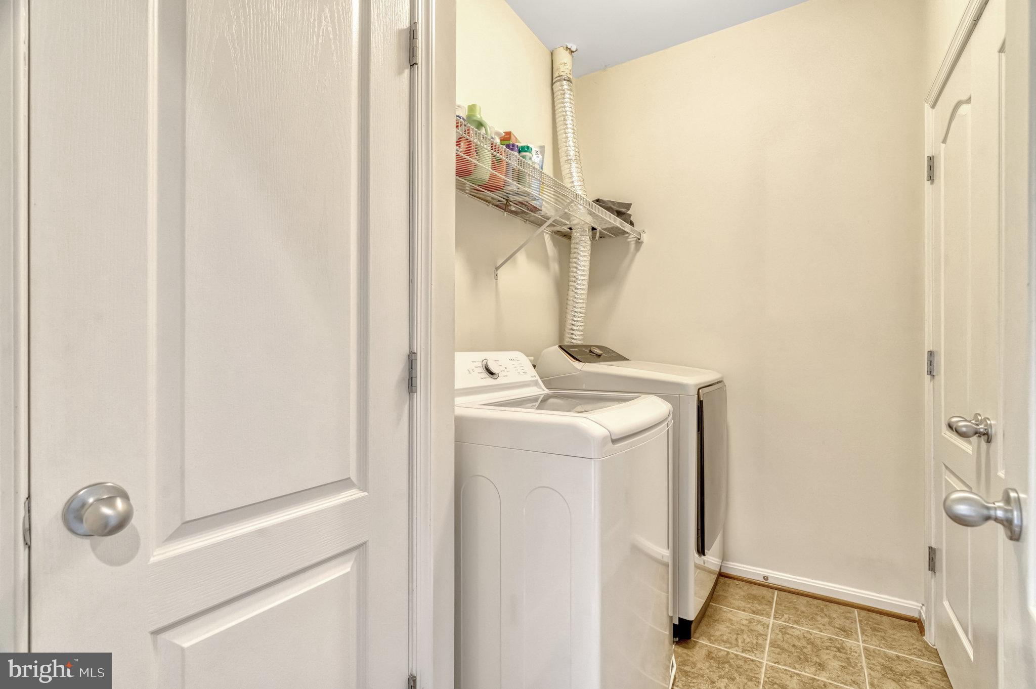 LANSDOWNE TOWN CENTER - Residential