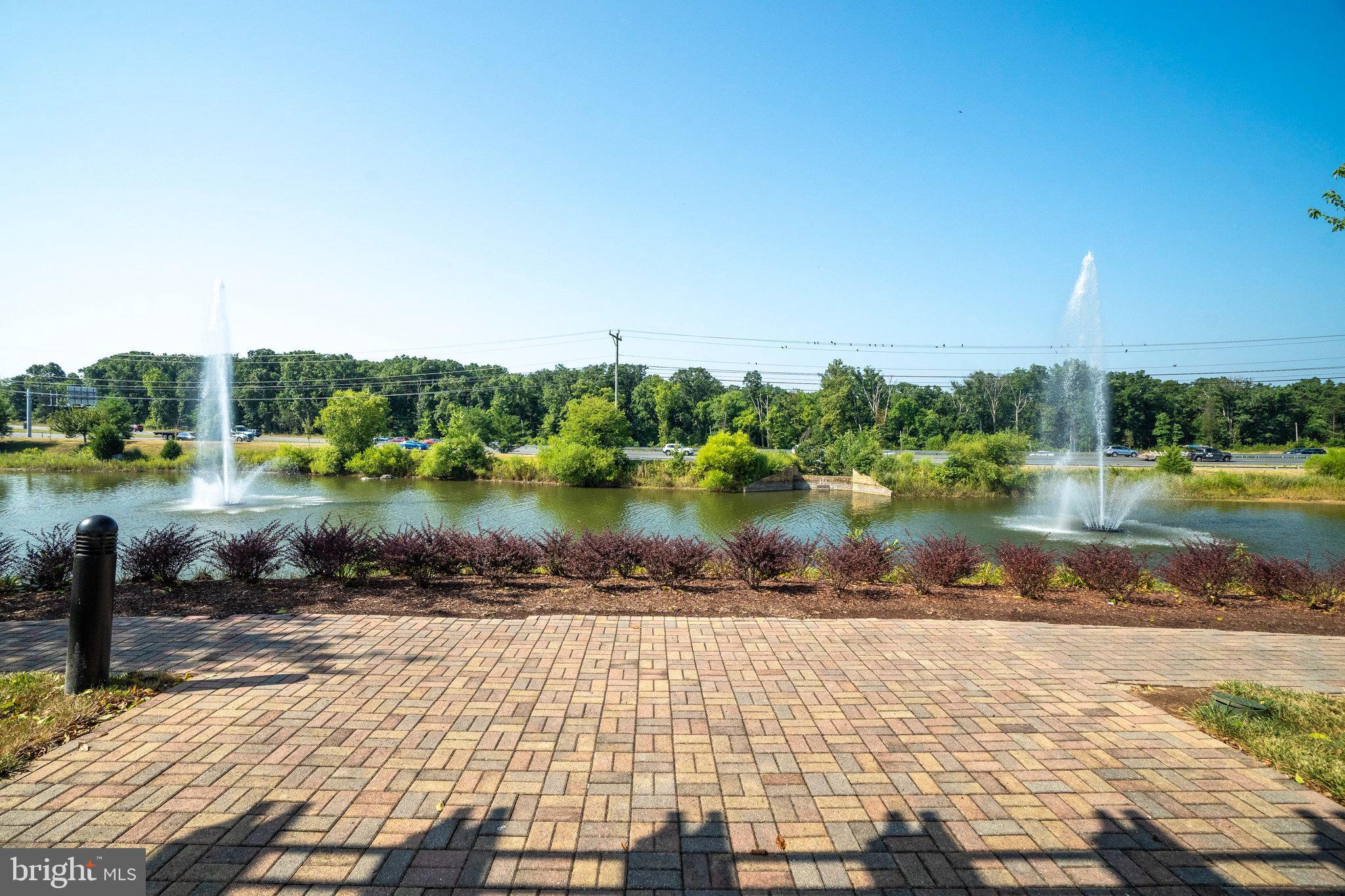 LANSDOWNE TOWN CENTER - Residential