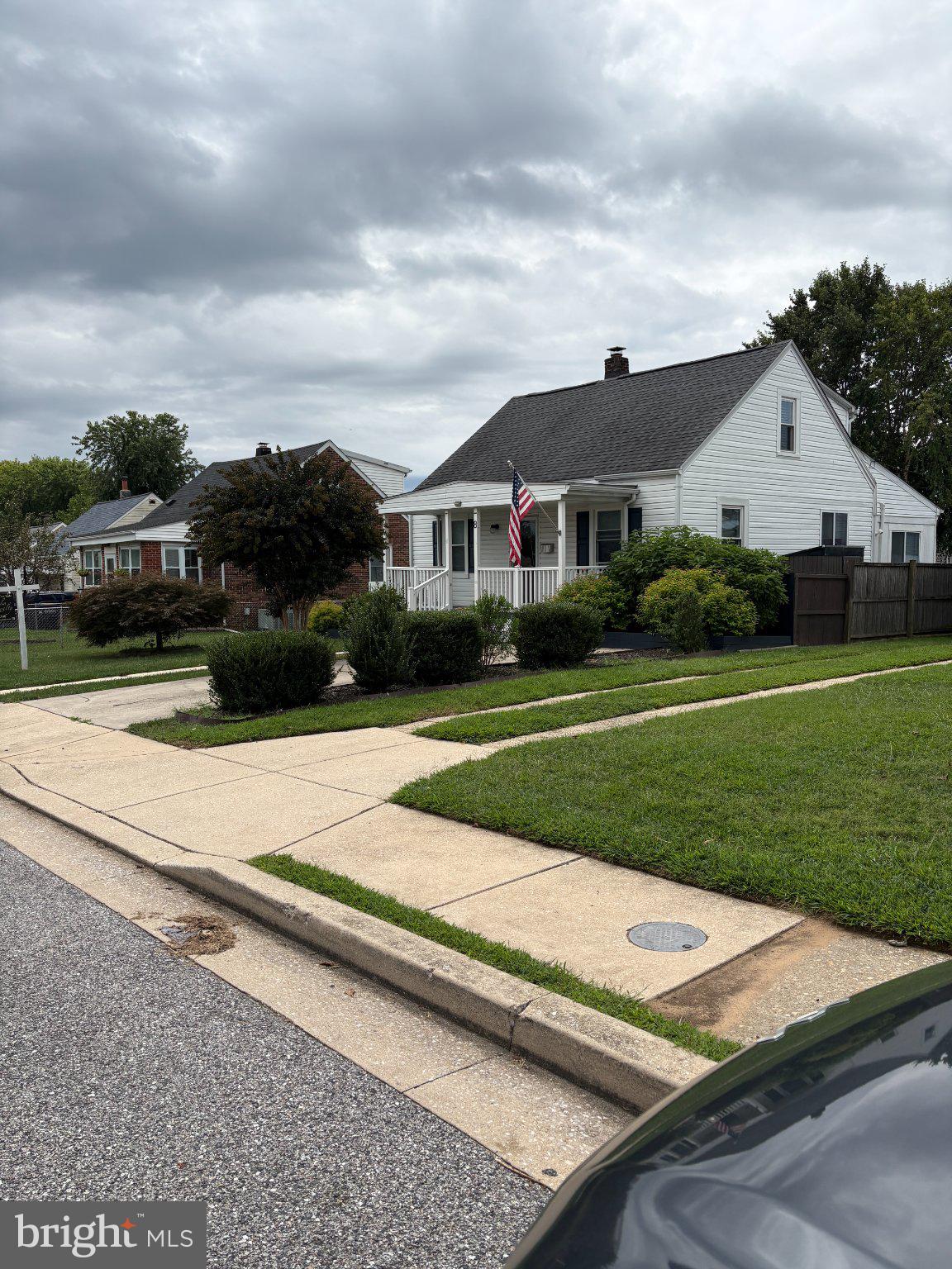 8 PLATEAU ROAD