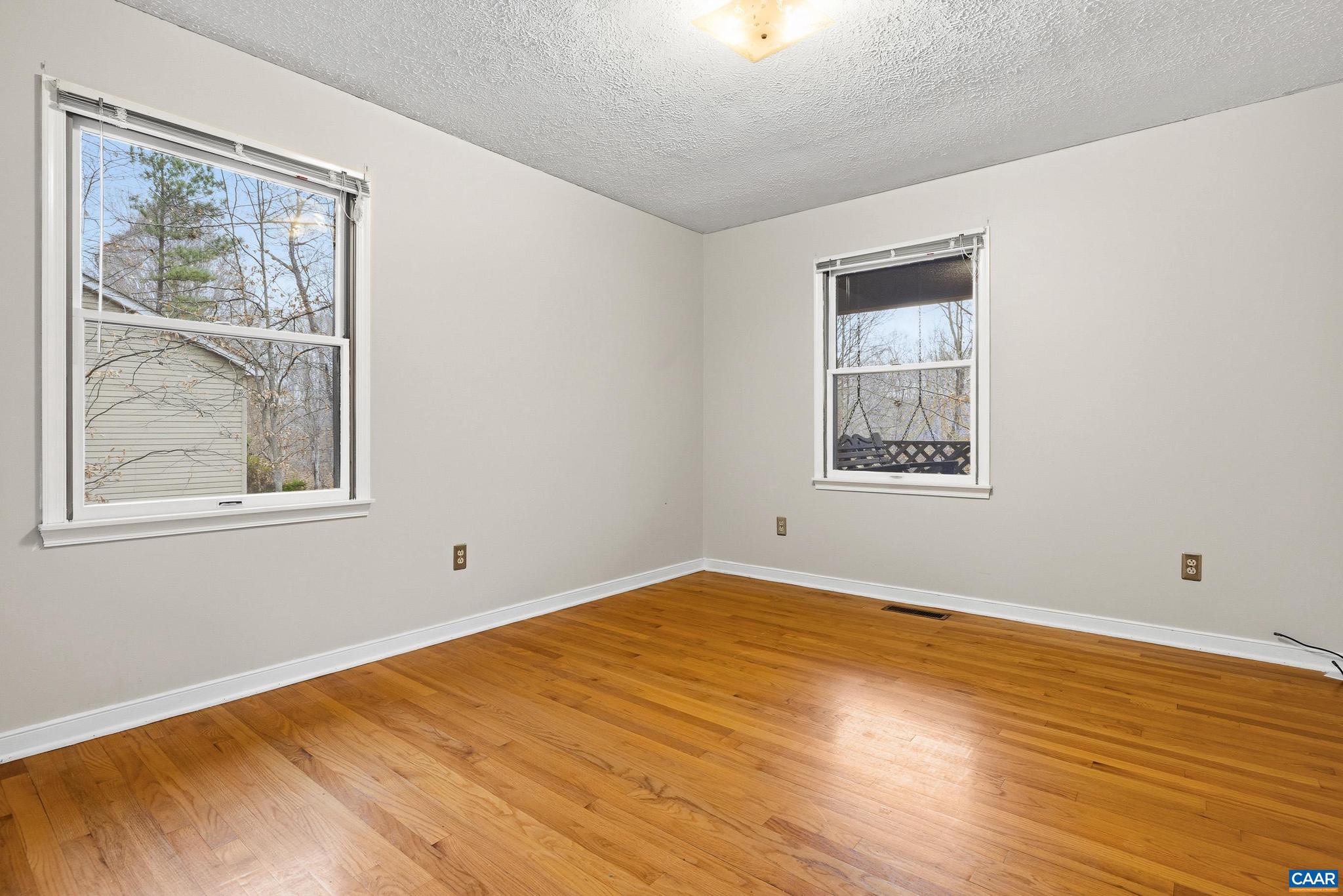 LAKE MONTICELLO - Residential