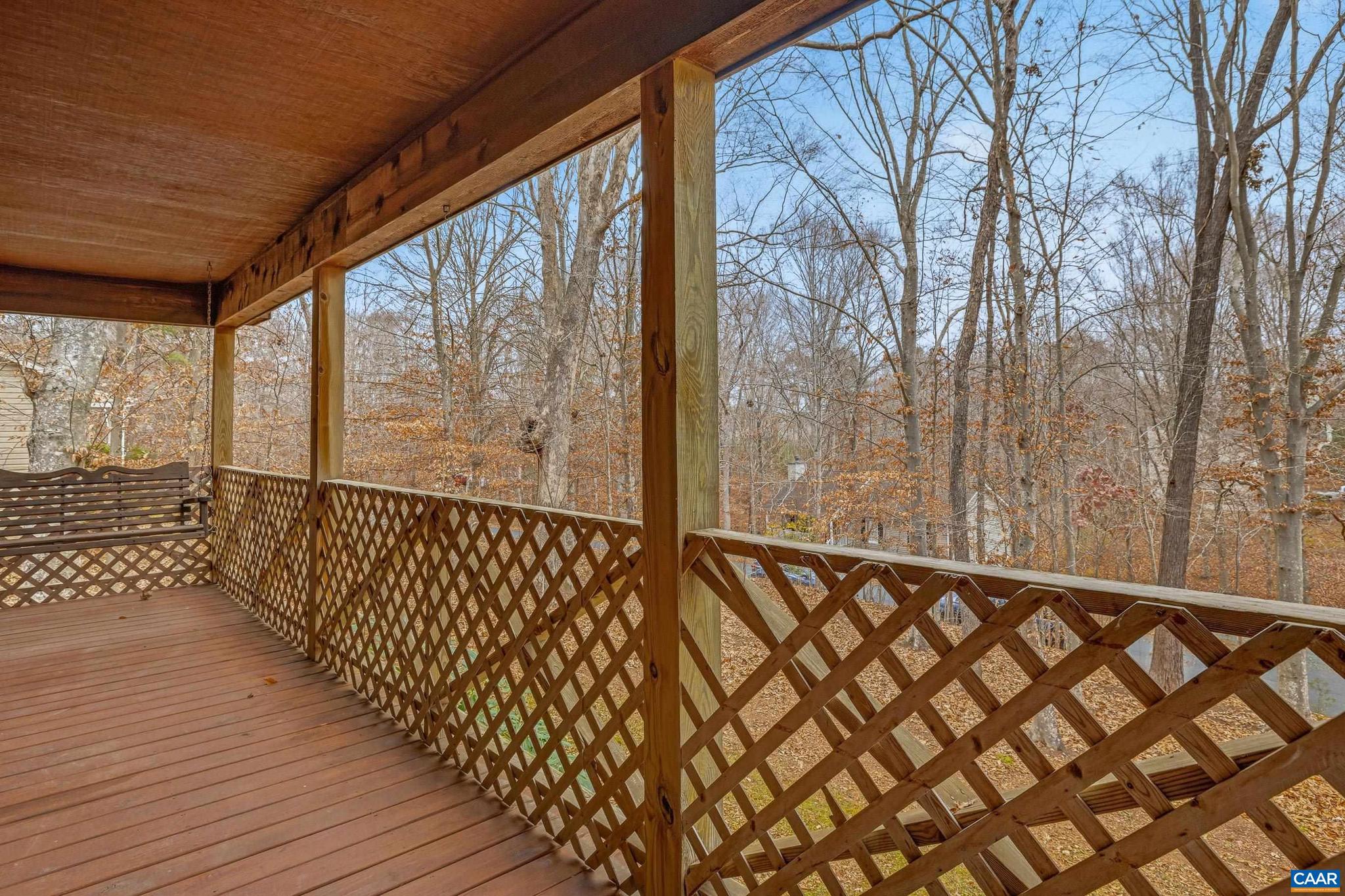 LAKE MONTICELLO - Residential