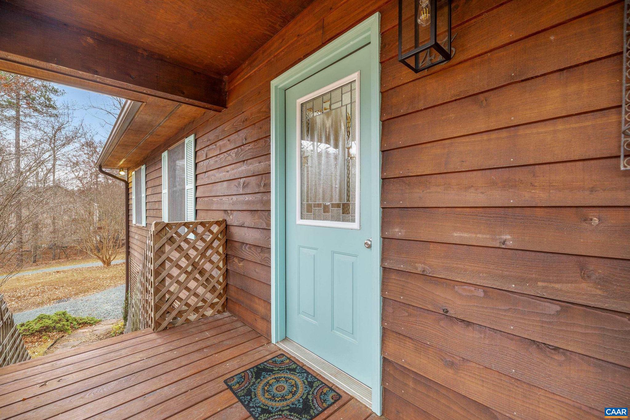 LAKE MONTICELLO - Residential