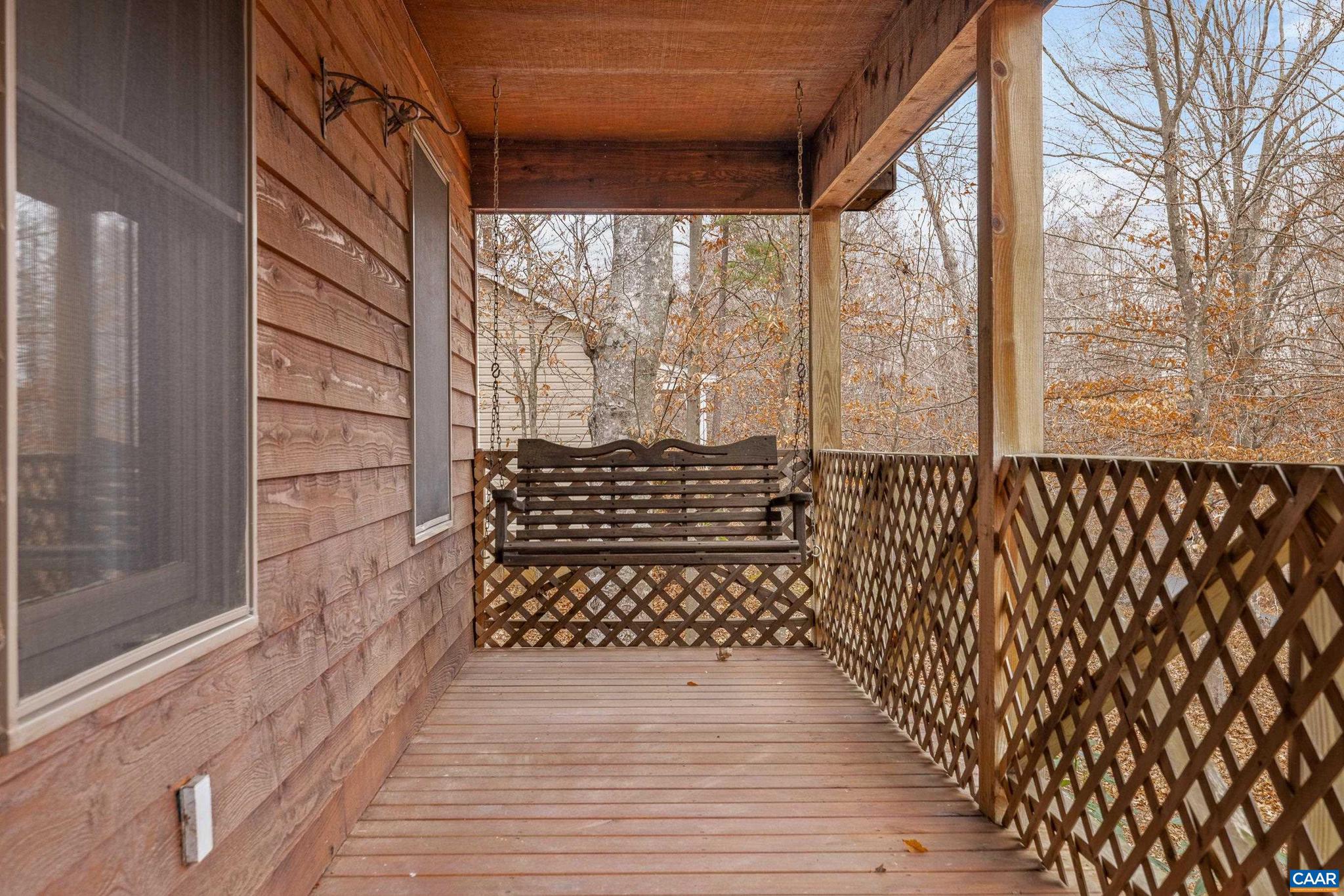 LAKE MONTICELLO - Residential