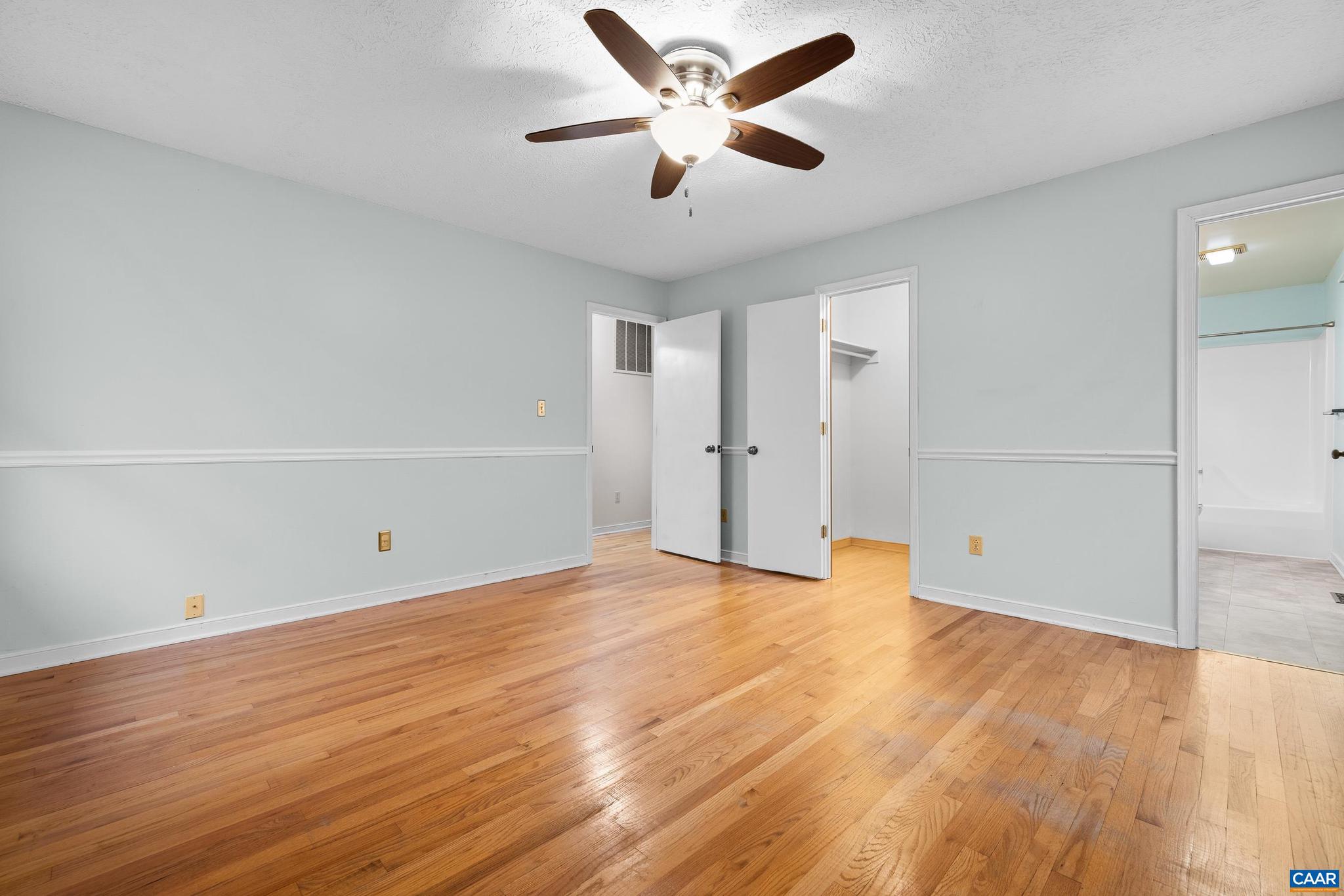 LAKE MONTICELLO - Residential