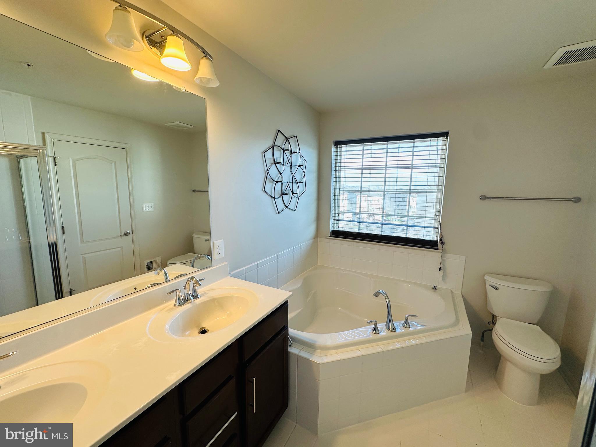 BALLARD GREEN - Residential Lease