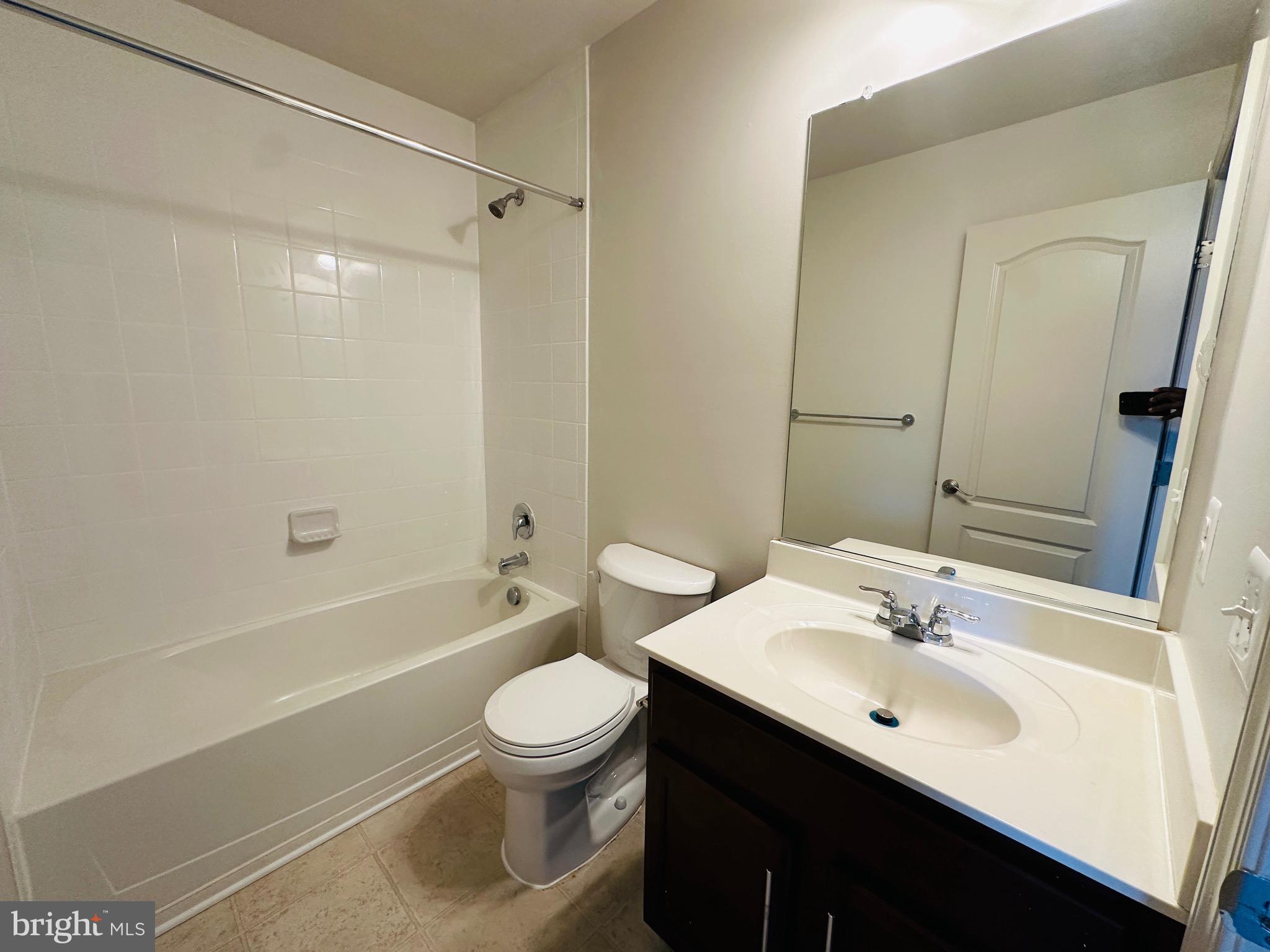 BALLARD GREEN - Residential Lease