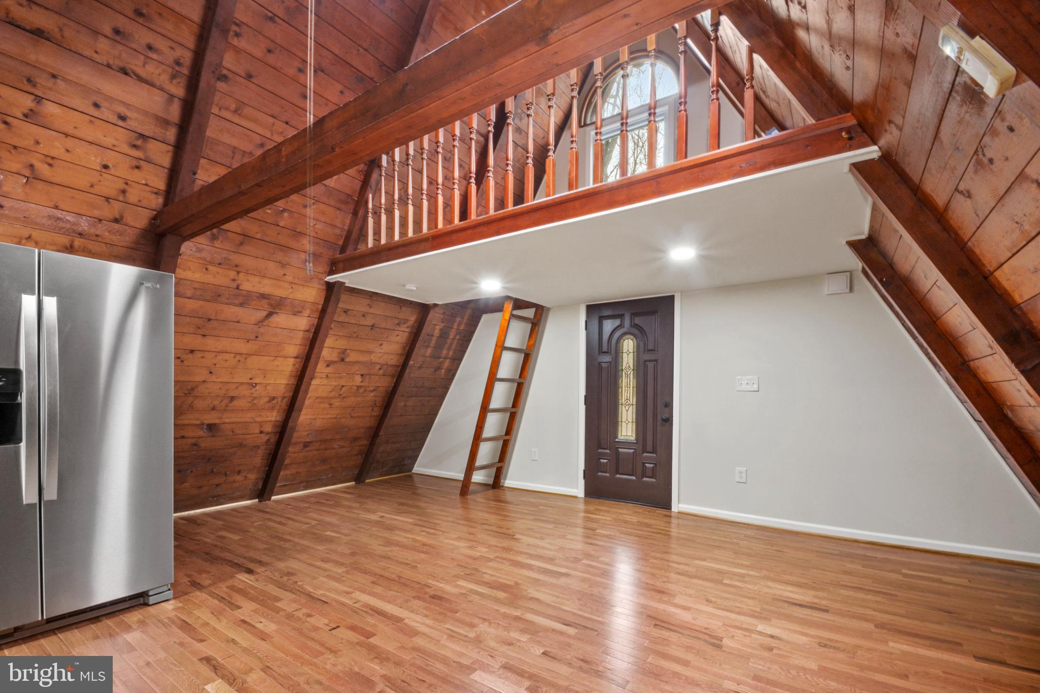 POINT O'WOODS - Residential