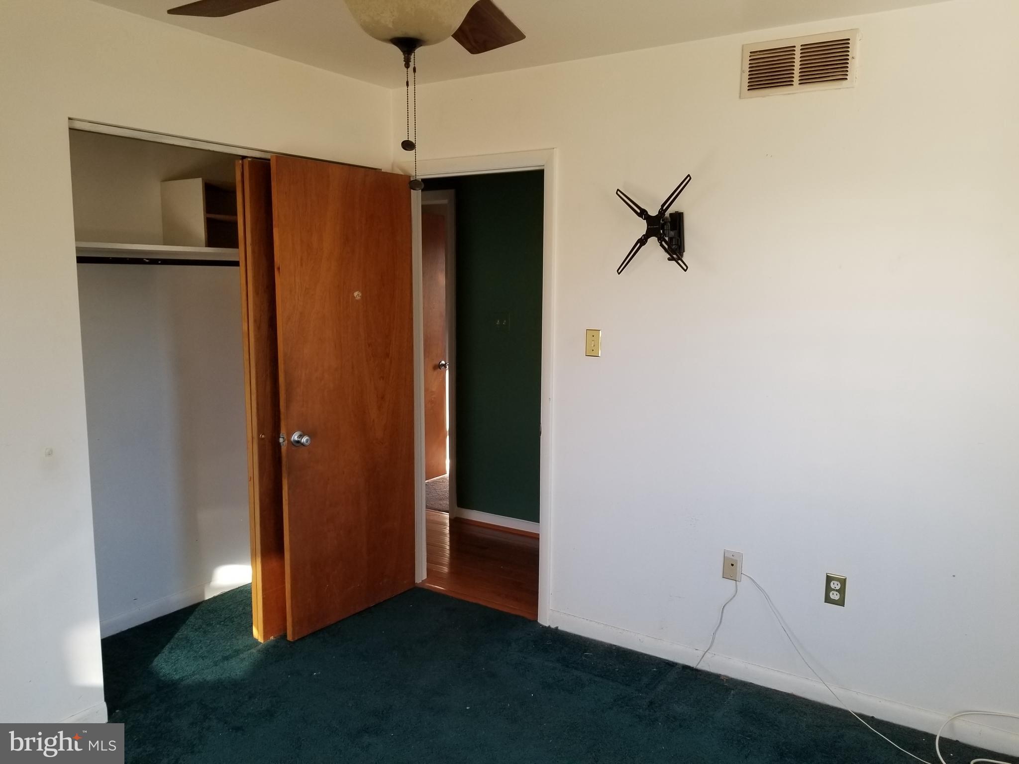 BALTIMORE HIGHLANDS - Residential