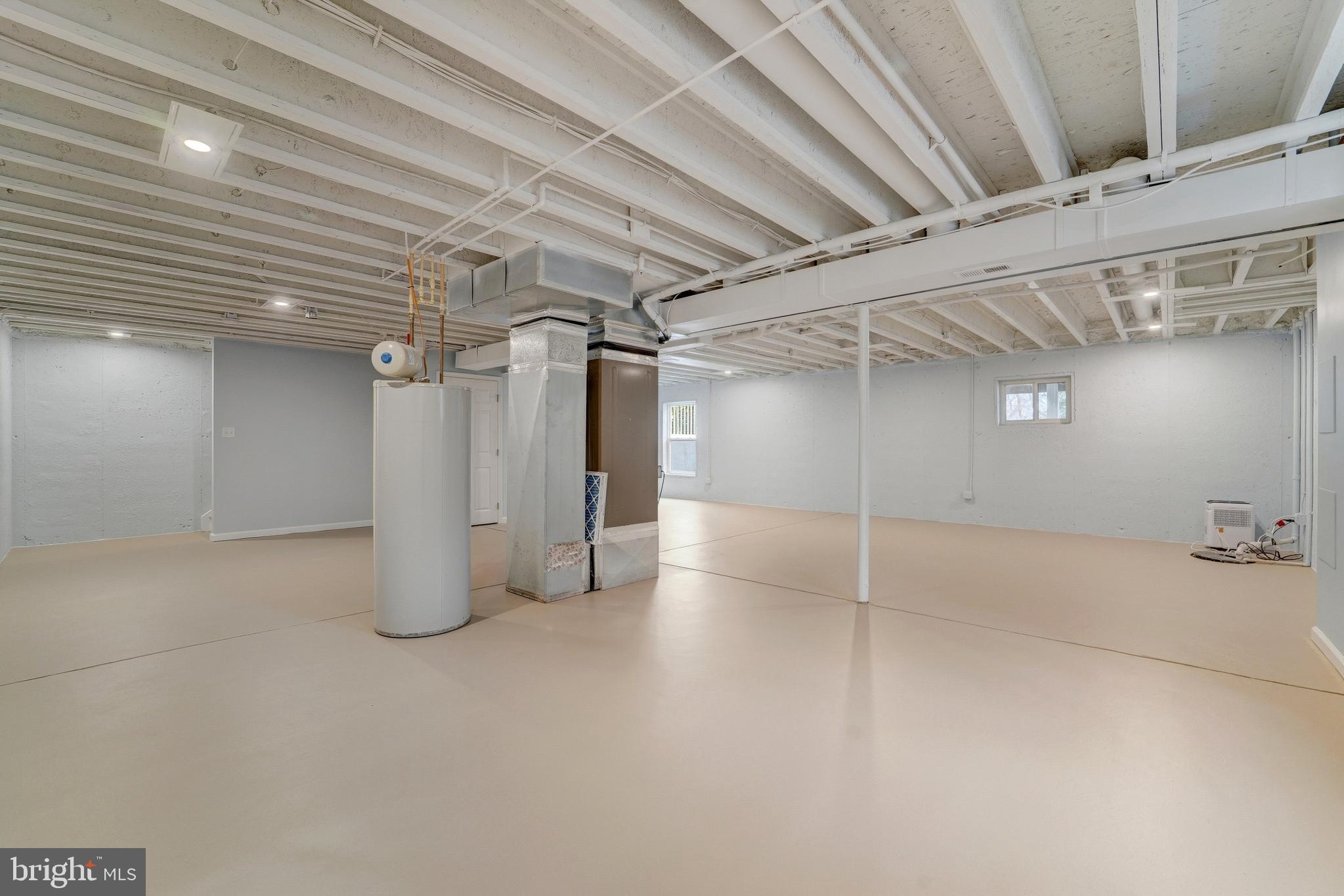 TEBBSTON ON THE MAGOTHY - Residential Lease