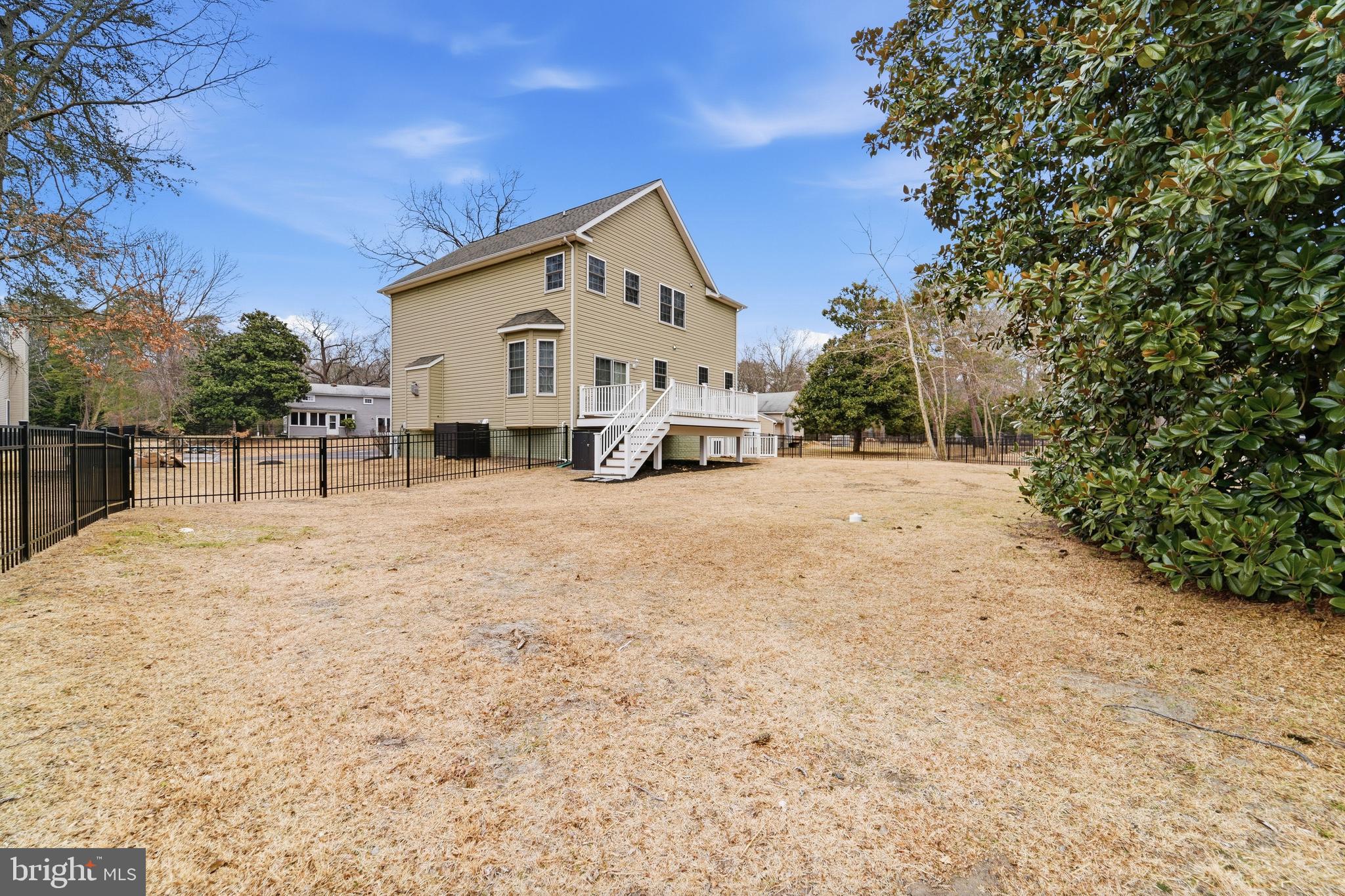 TEBBSTON ON THE MAGOTHY - Residential Lease