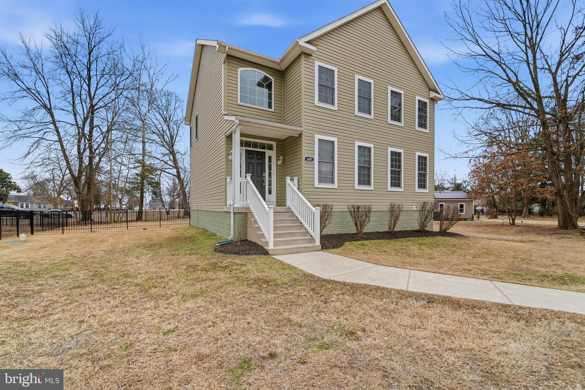 TEBBSTON ON THE MAGOTHY - Residential Lease