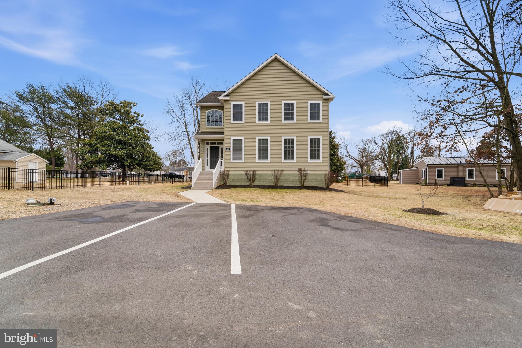 TEBBSTON ON THE MAGOTHY - Residential Lease