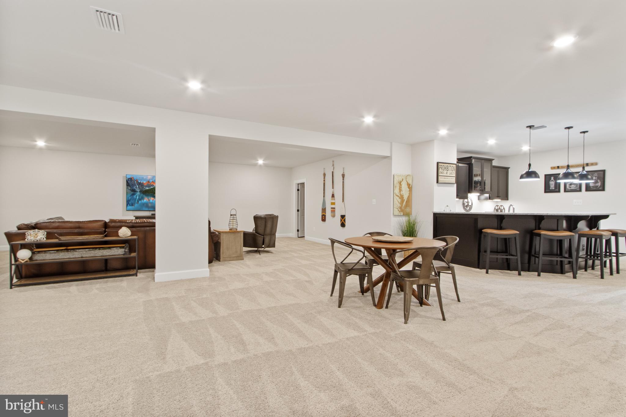 WELLESLEY AT HIDDEN MEADOWS - Residential