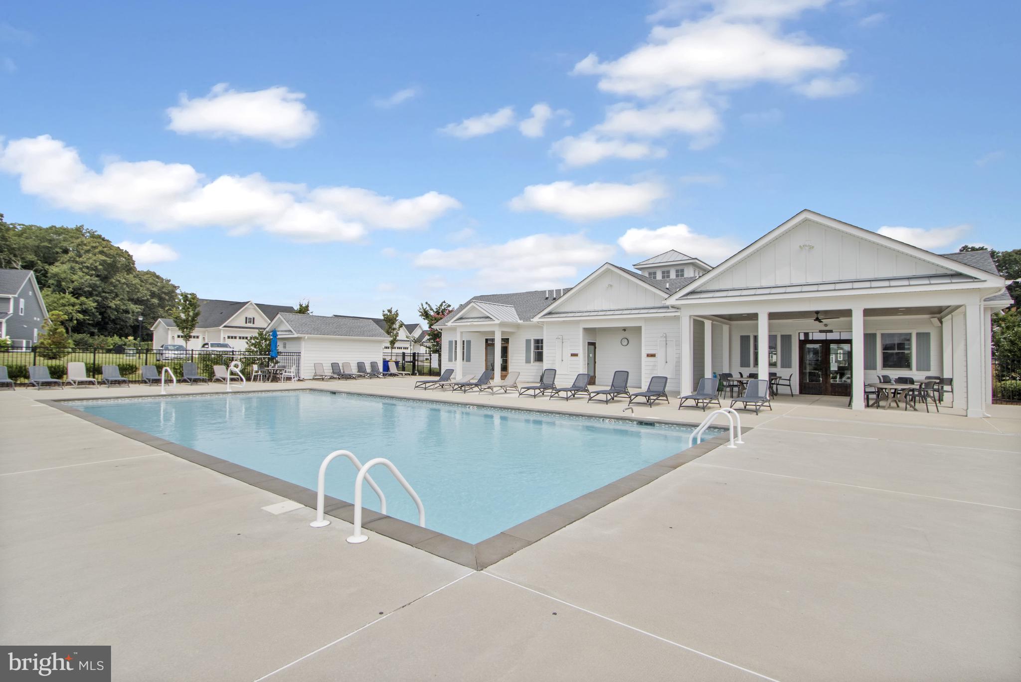 WELLESLEY AT HIDDEN MEADOWS - Residential