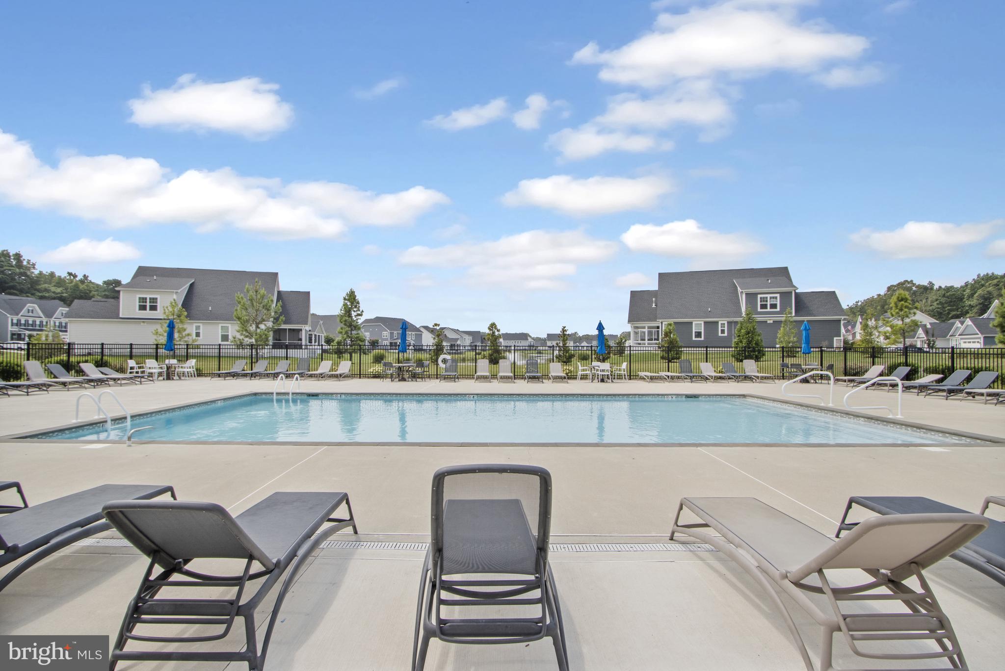 WELLESLEY AT HIDDEN MEADOWS - Residential