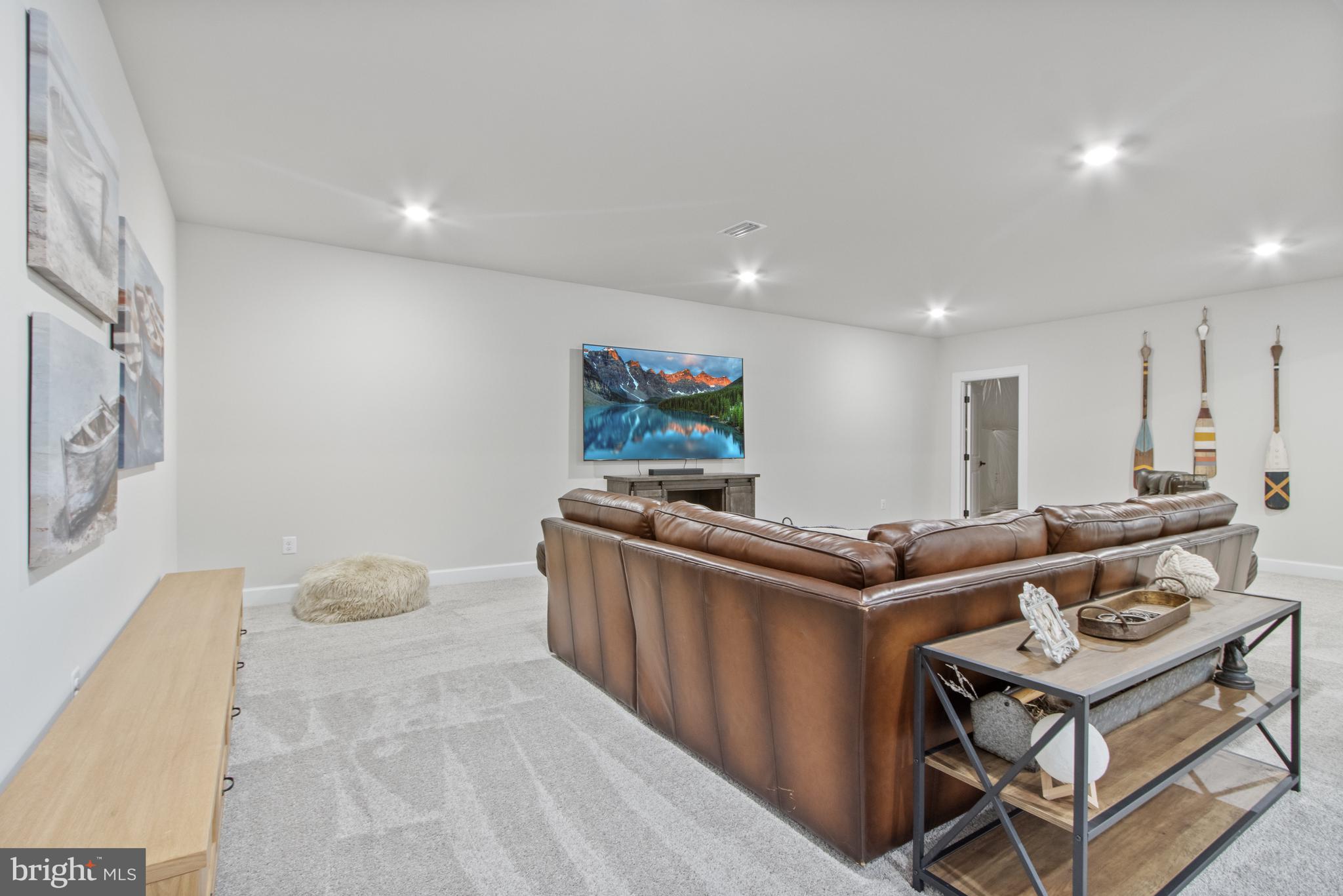 WELLESLEY AT HIDDEN MEADOWS - Residential