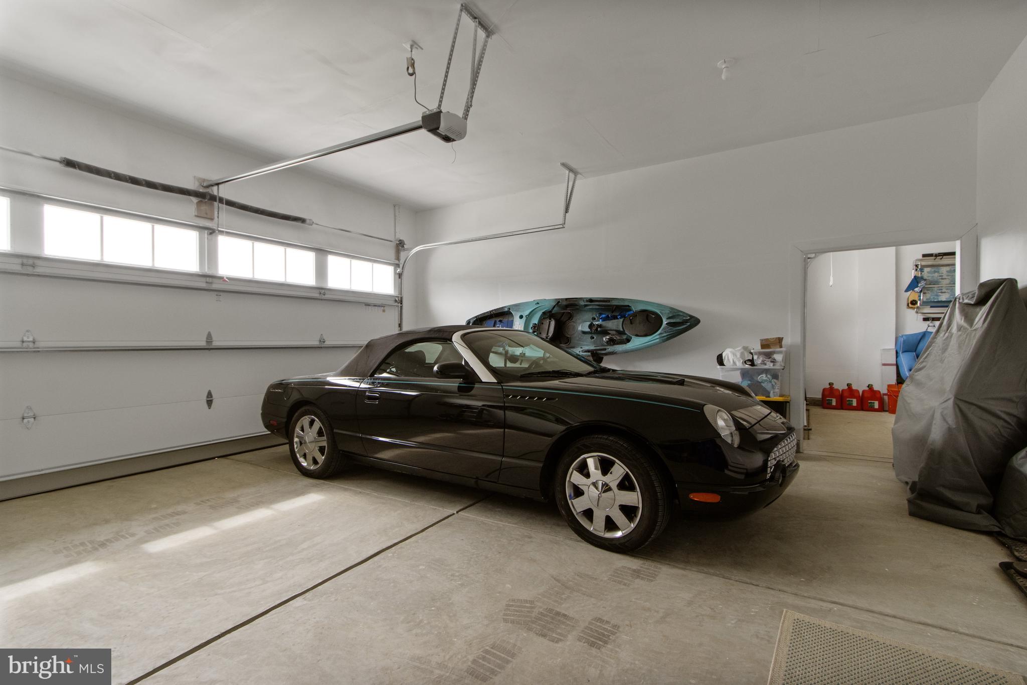 WELLESLEY AT HIDDEN MEADOWS - Residential