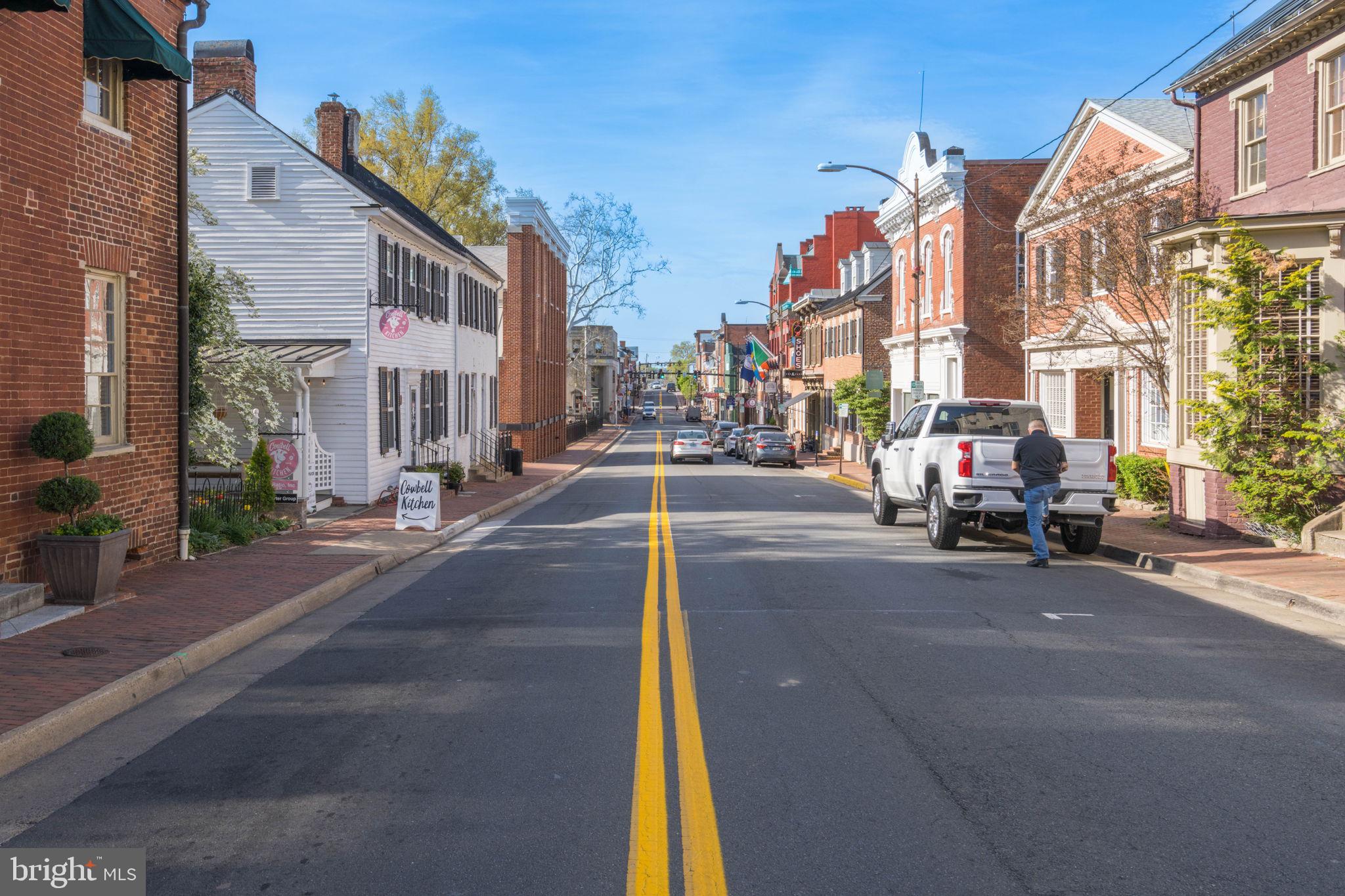 OAKLAWN - Residential