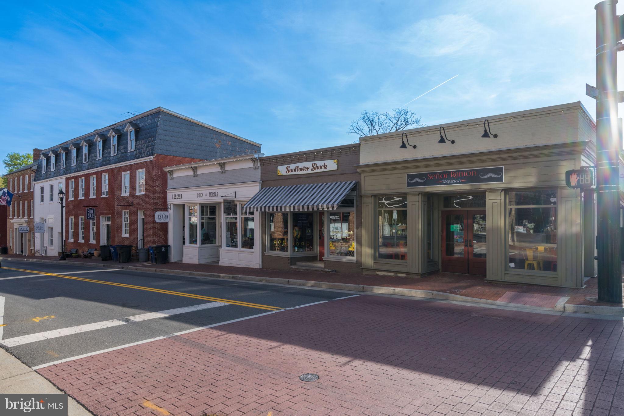 OAKLAWN - Residential