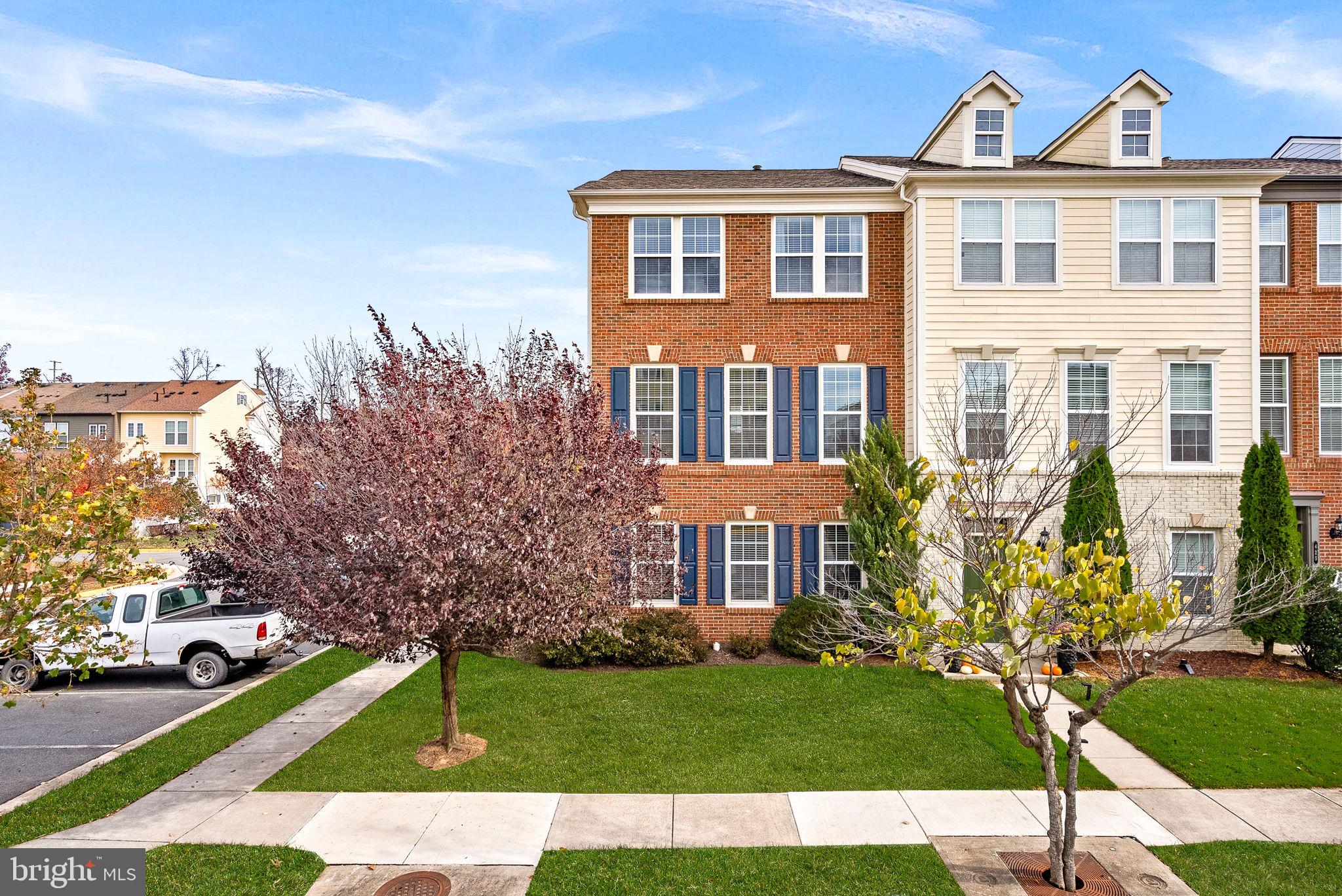 429 HEARTLEAF TERRACE SE