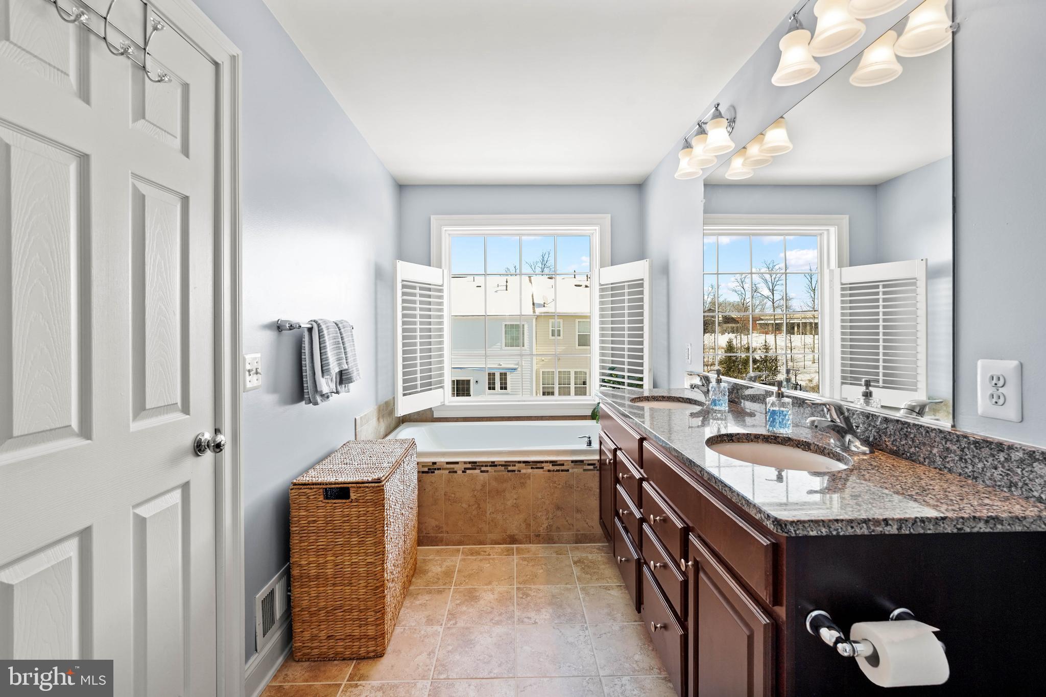 OAKLAWN - Residential