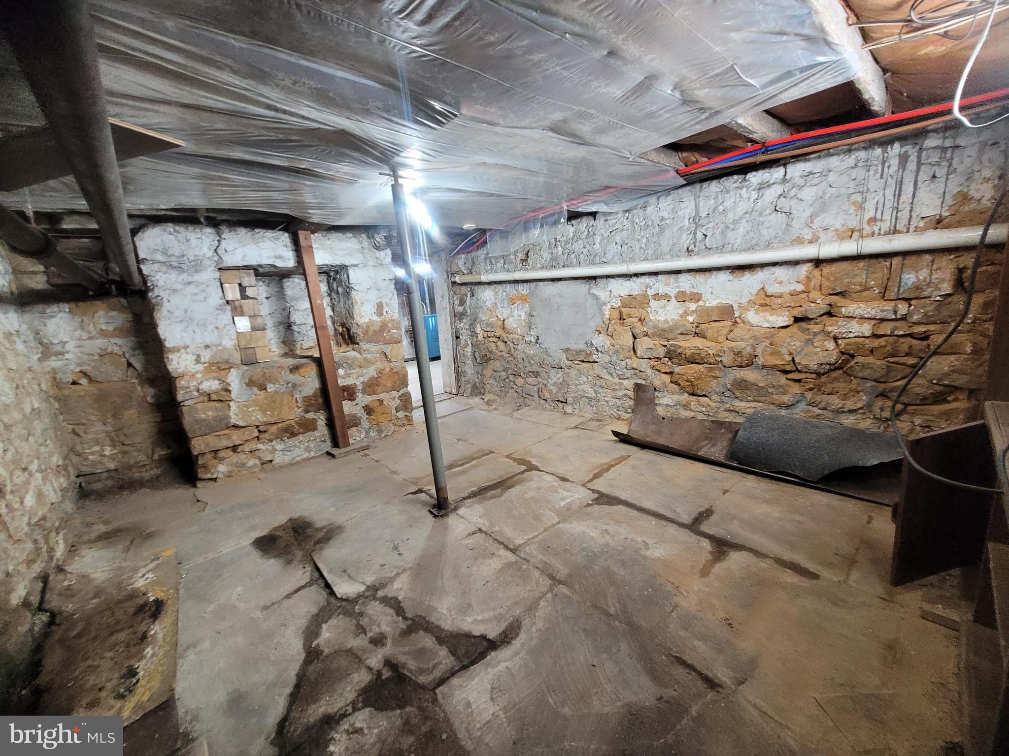 NORTH END - Residential