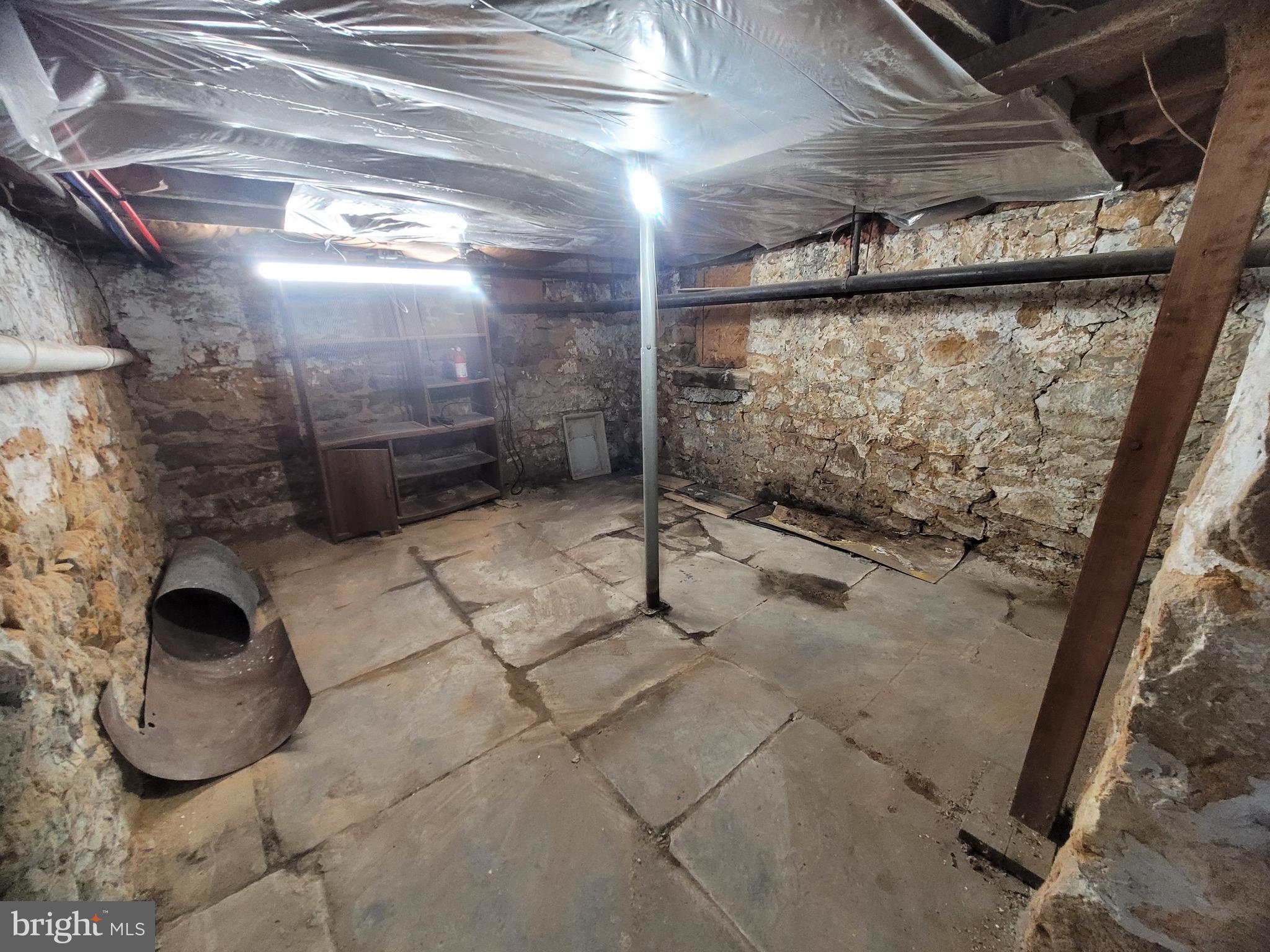 NORTH END - Residential