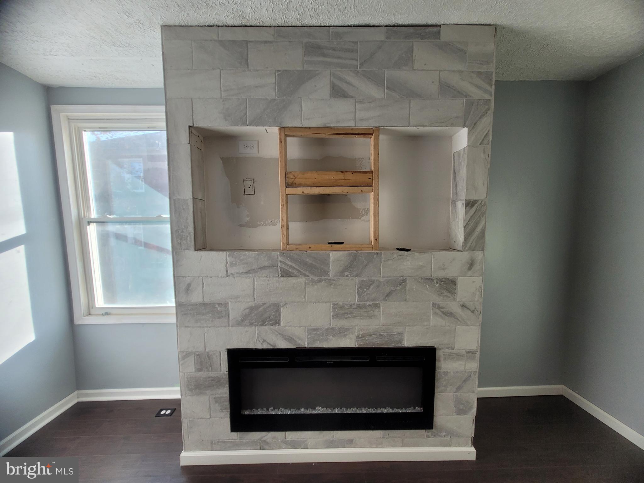 NORTH END - Residential