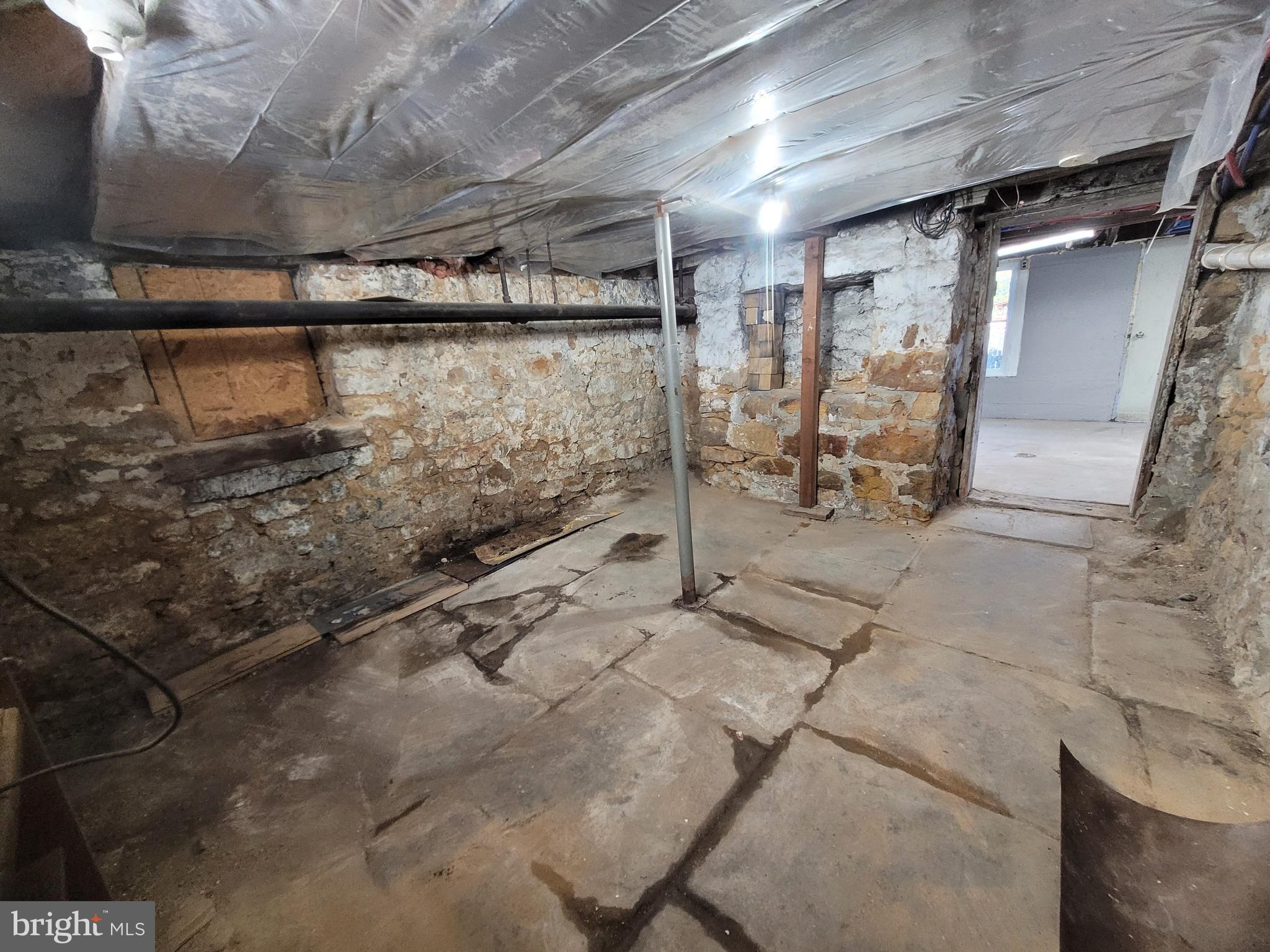 NORTH END - Residential