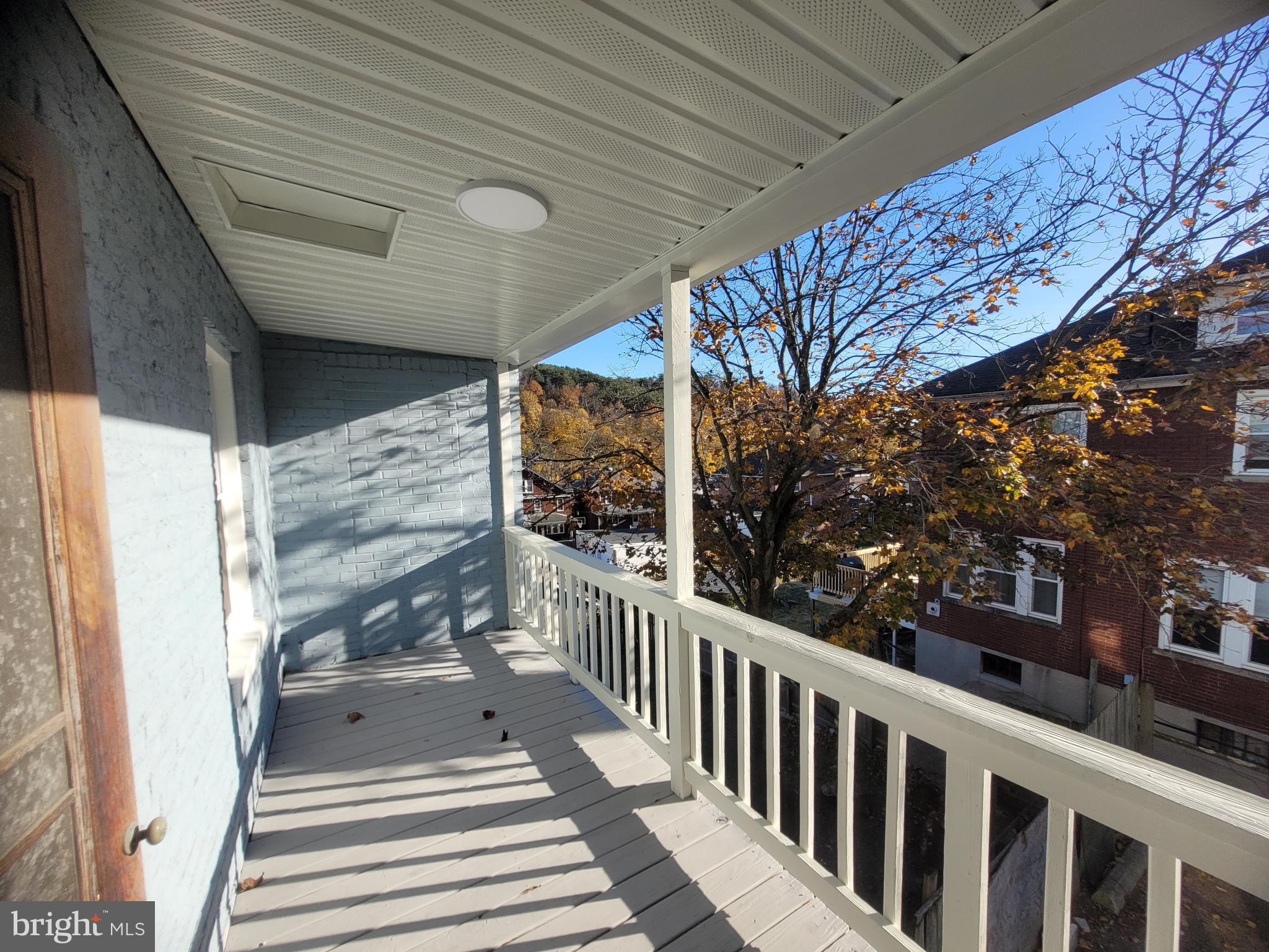 NORTH END - Residential