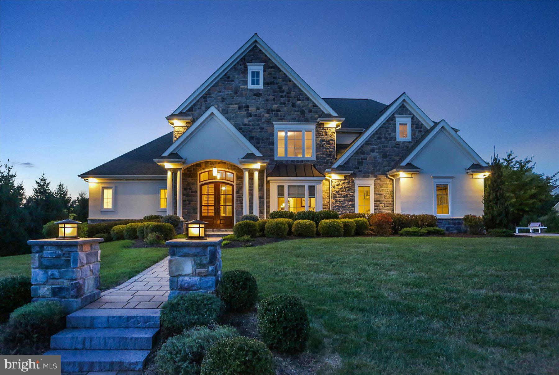 WINDING HILLS - Residential