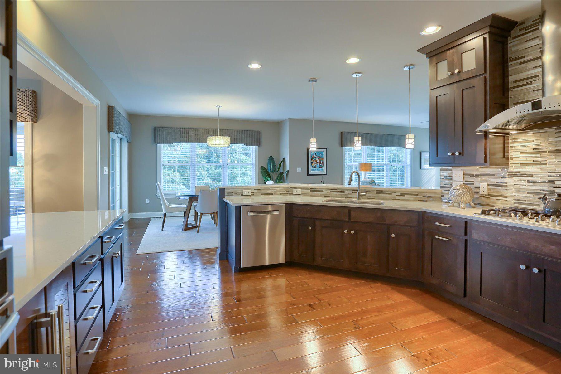 WINDING HILLS - Residential