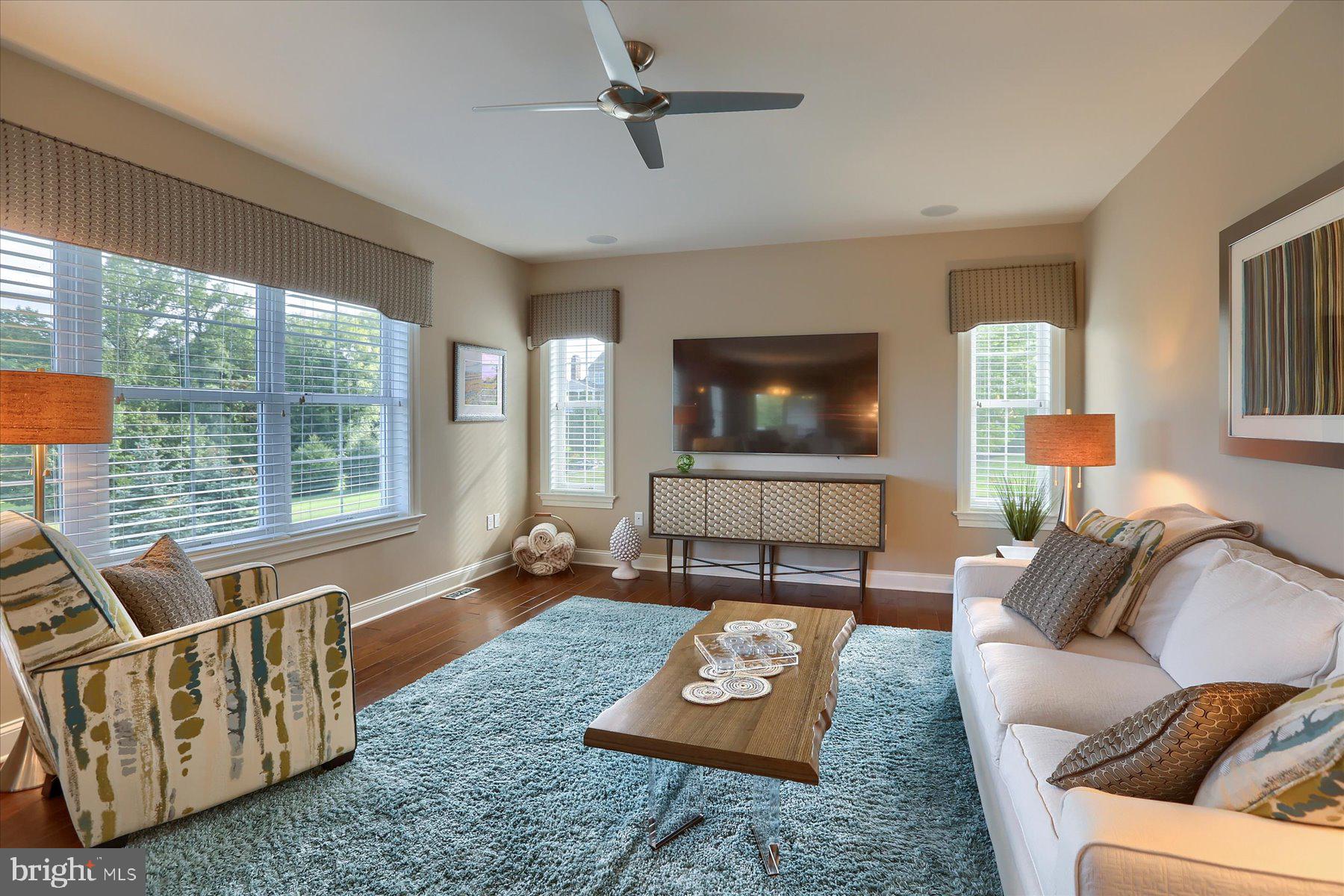 WINDING HILLS - Residential