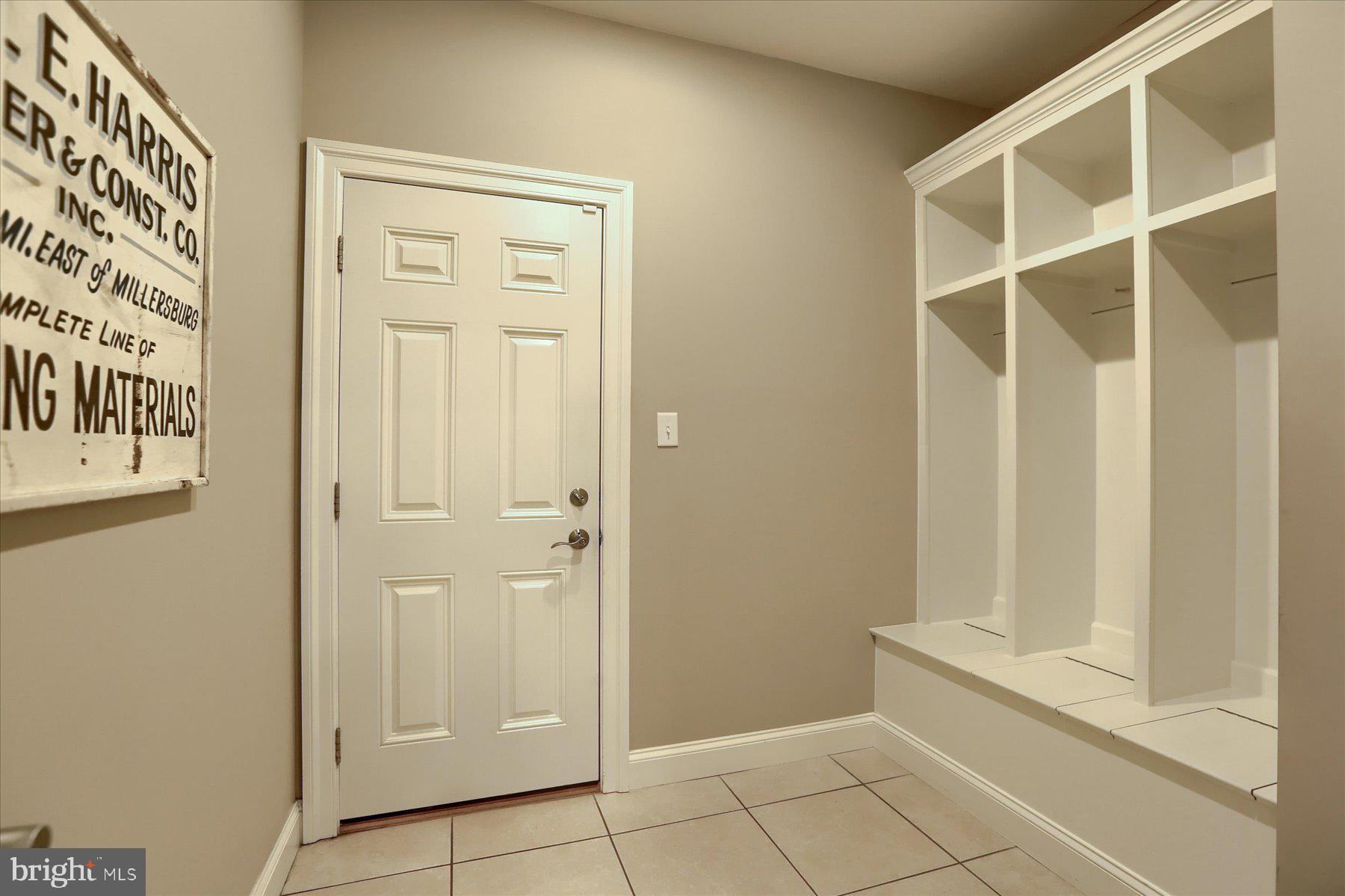 WINDING HILLS - Residential