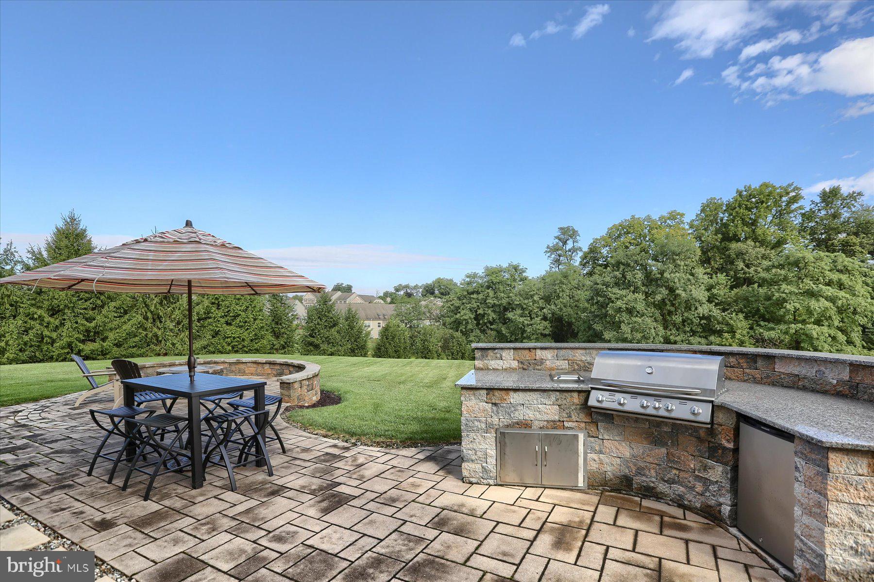 WINDING HILLS - Residential