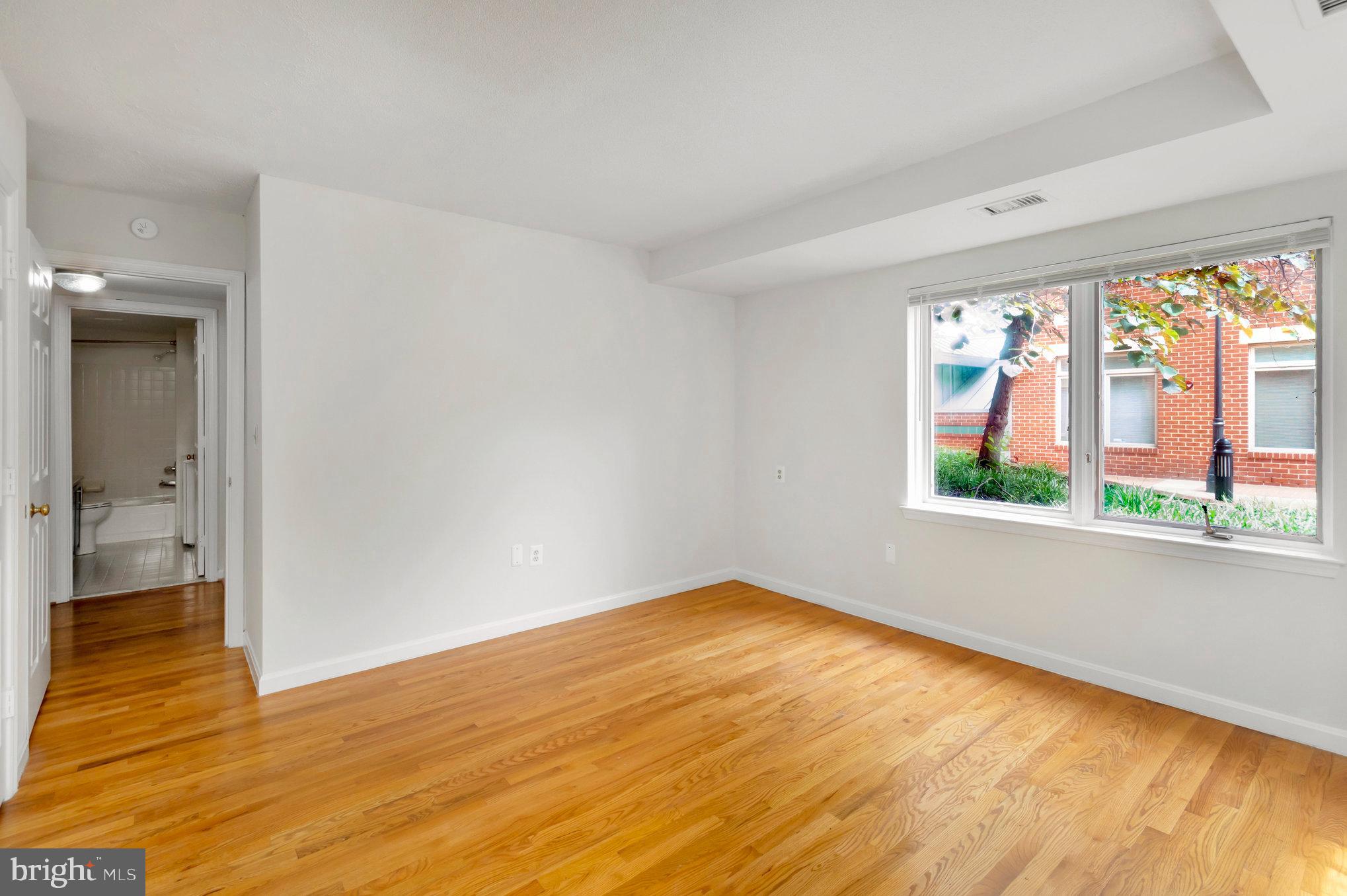 COLECROFT - Residential Lease