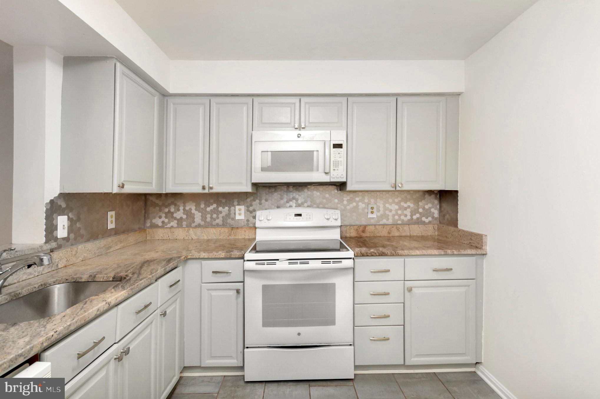 COLECROFT - Residential Lease