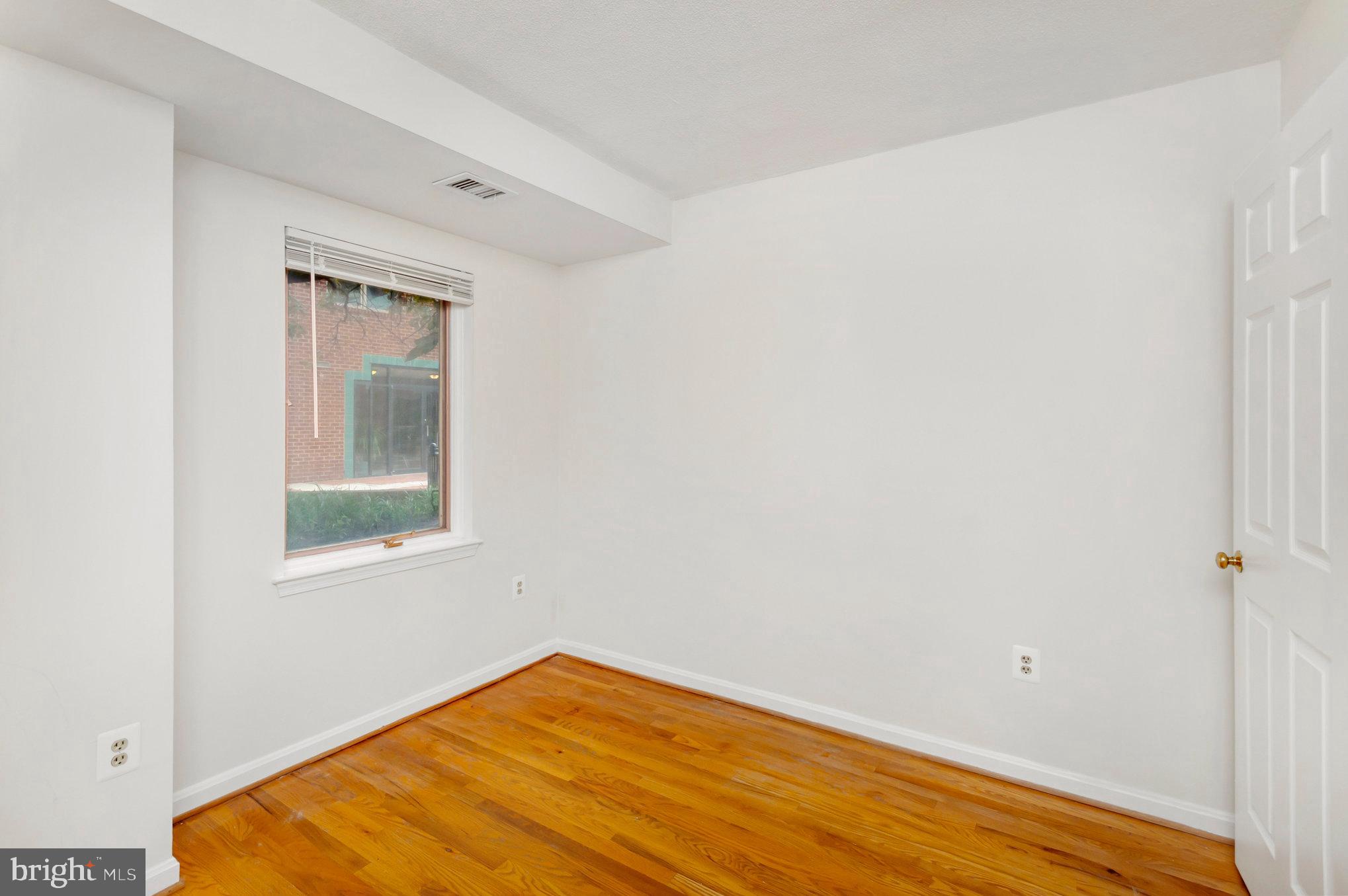 COLECROFT - Residential Lease