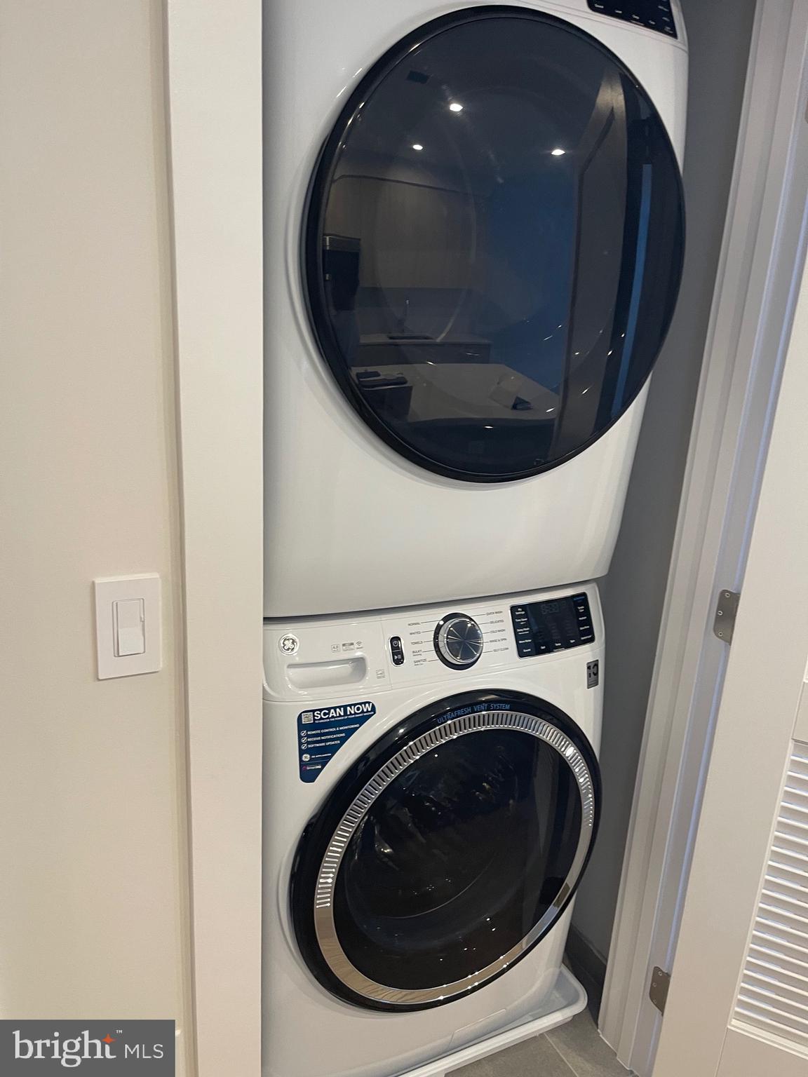 POTOMAC YARD - Residential Lease