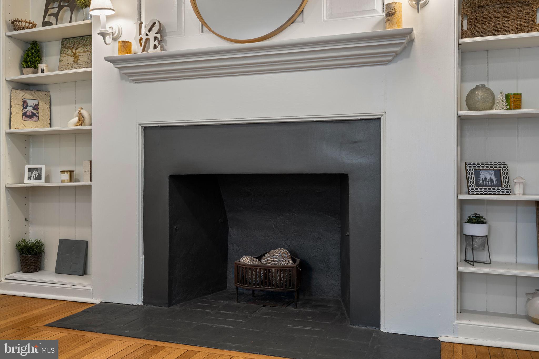 CHESTNUT HILL - Residential