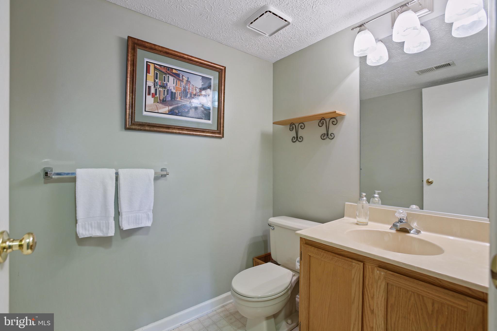 ROBIN MEADOWS - Residential