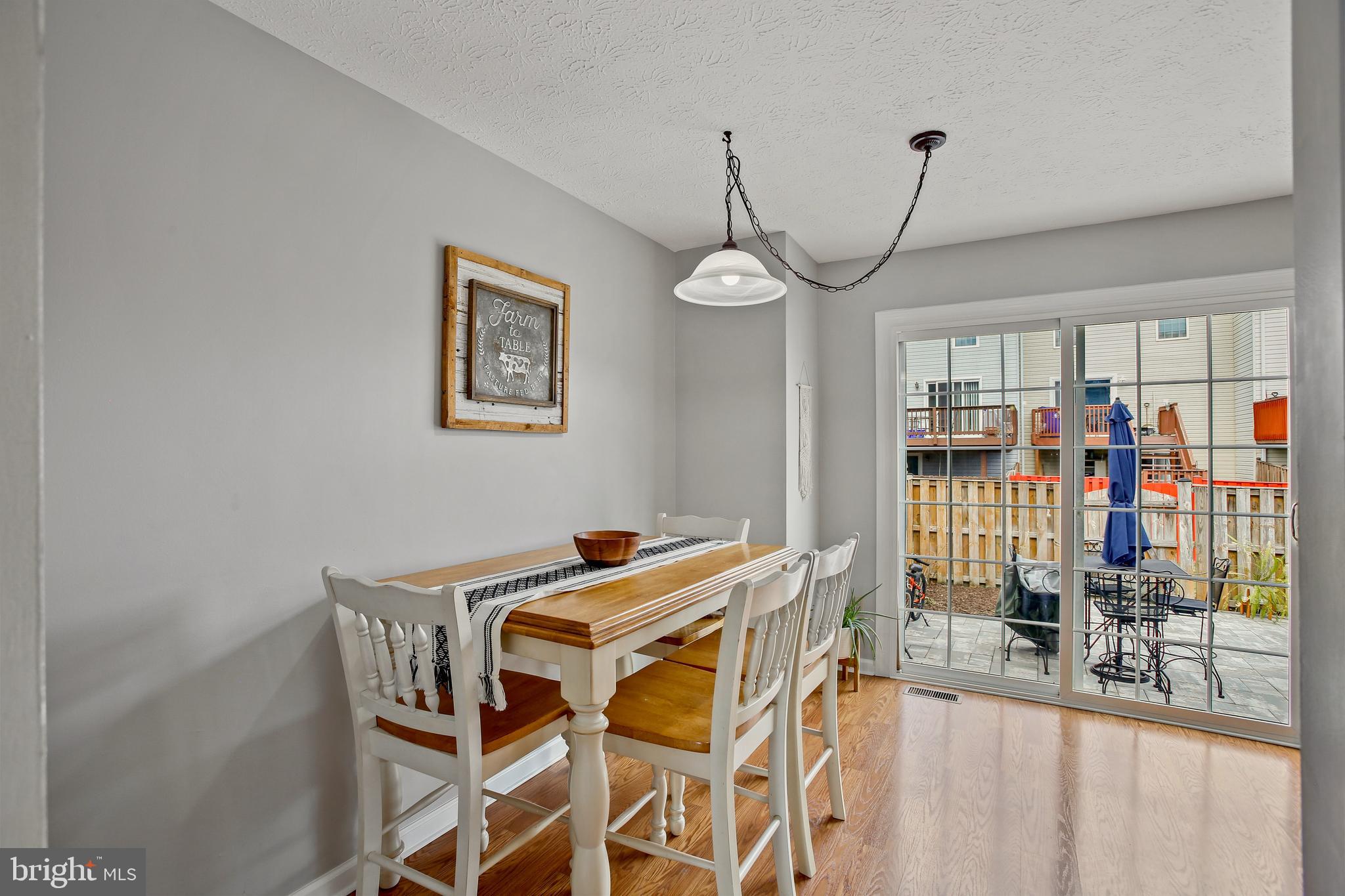 ROBIN MEADOWS - Residential